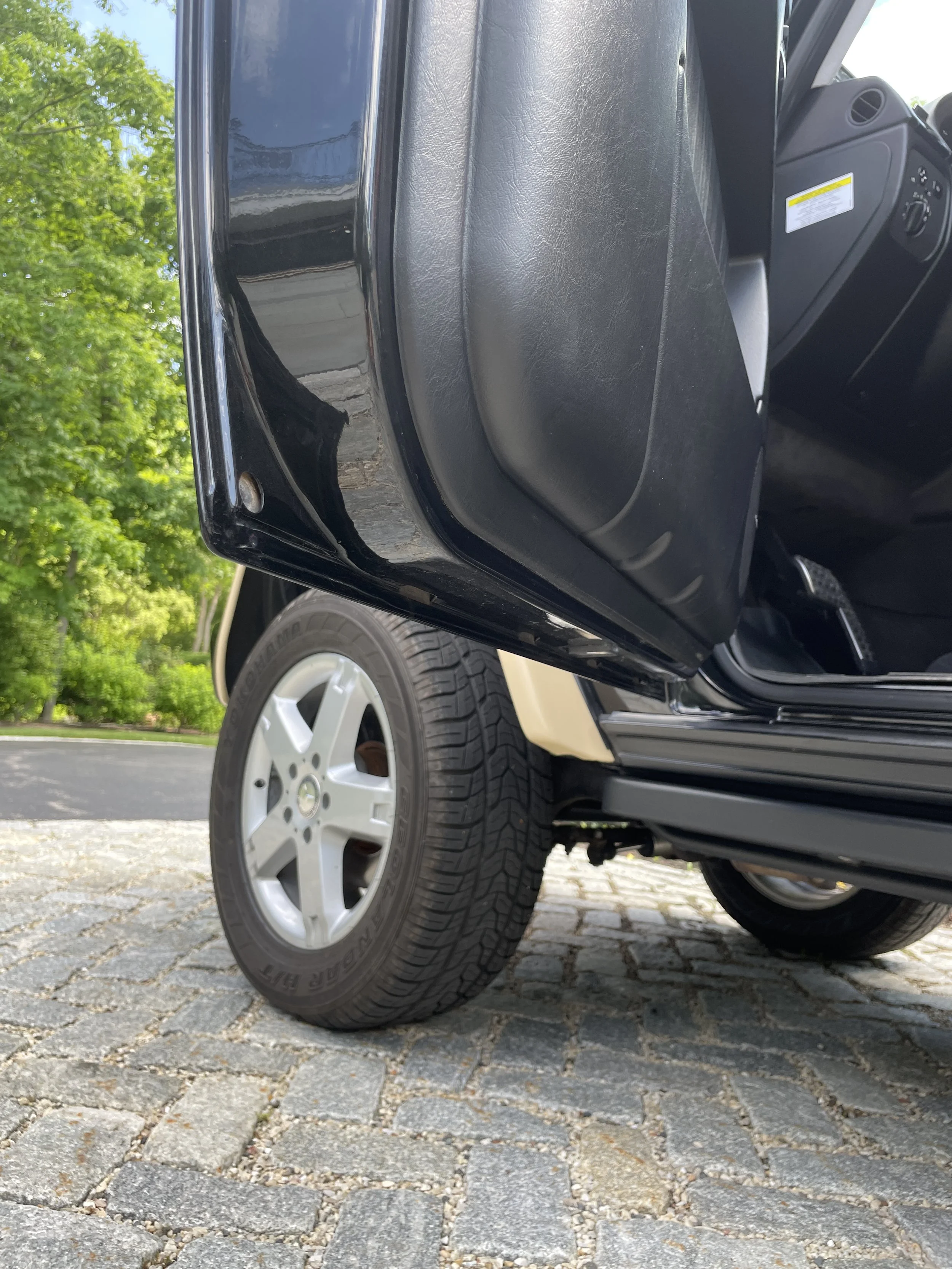 506 DS Door Bottom.JPG