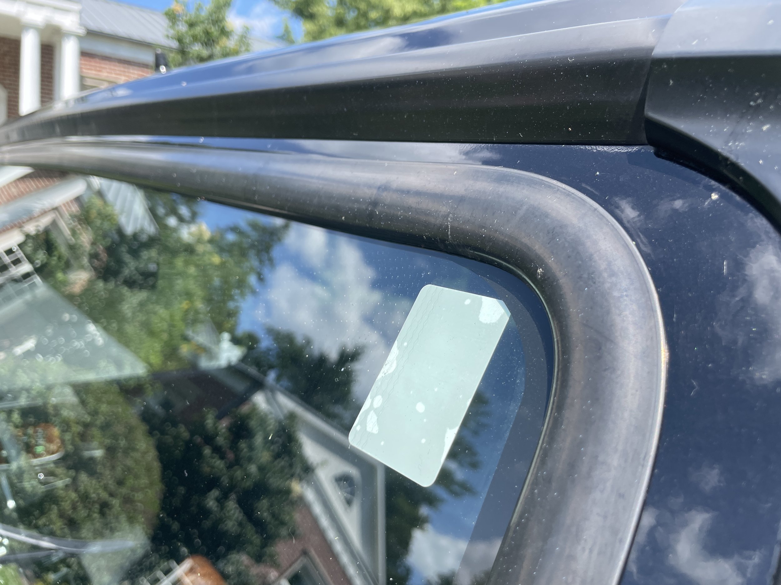 139 Windsheild Rubber.JPG