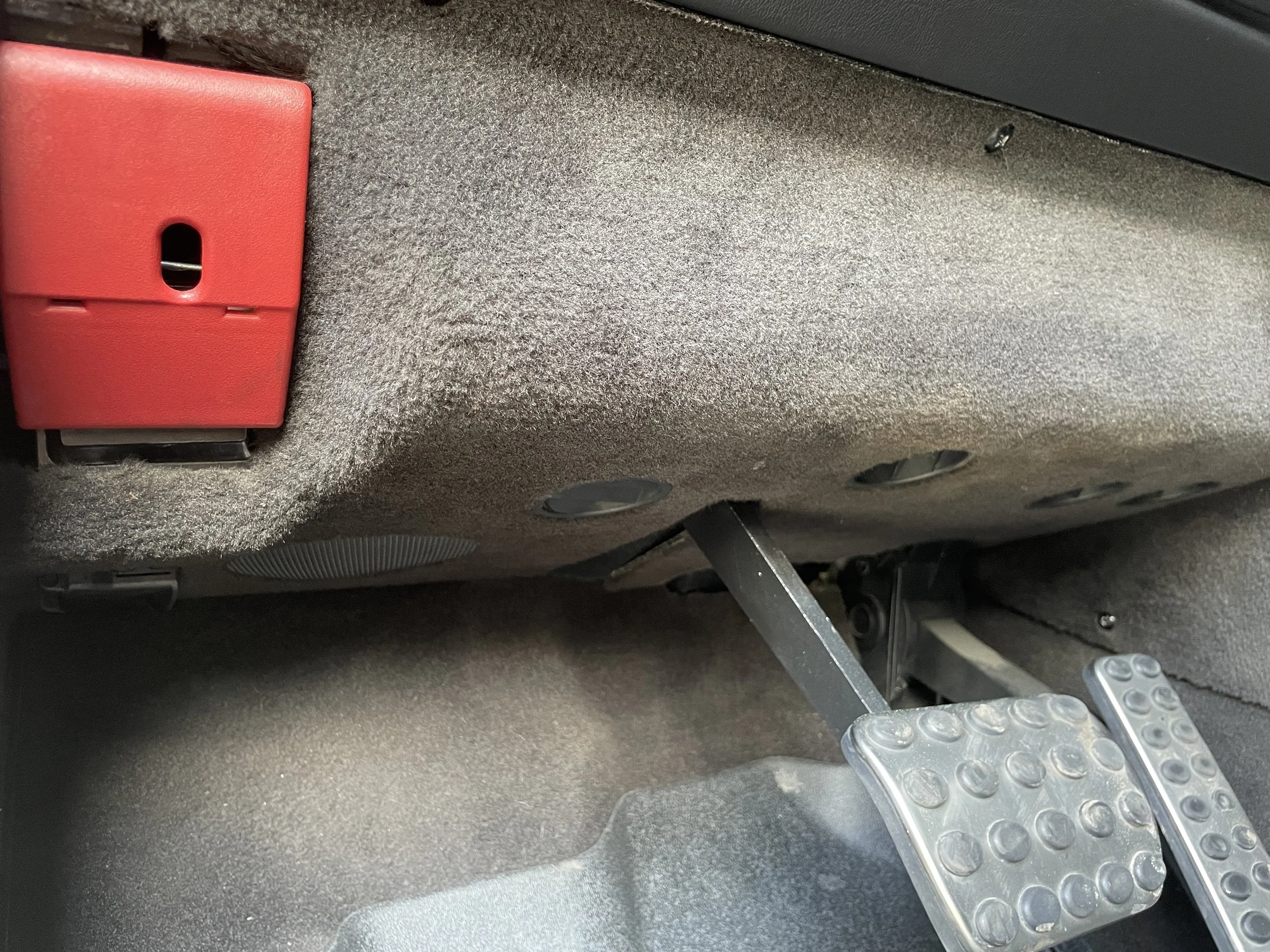 501 DS Under Dash.JPG