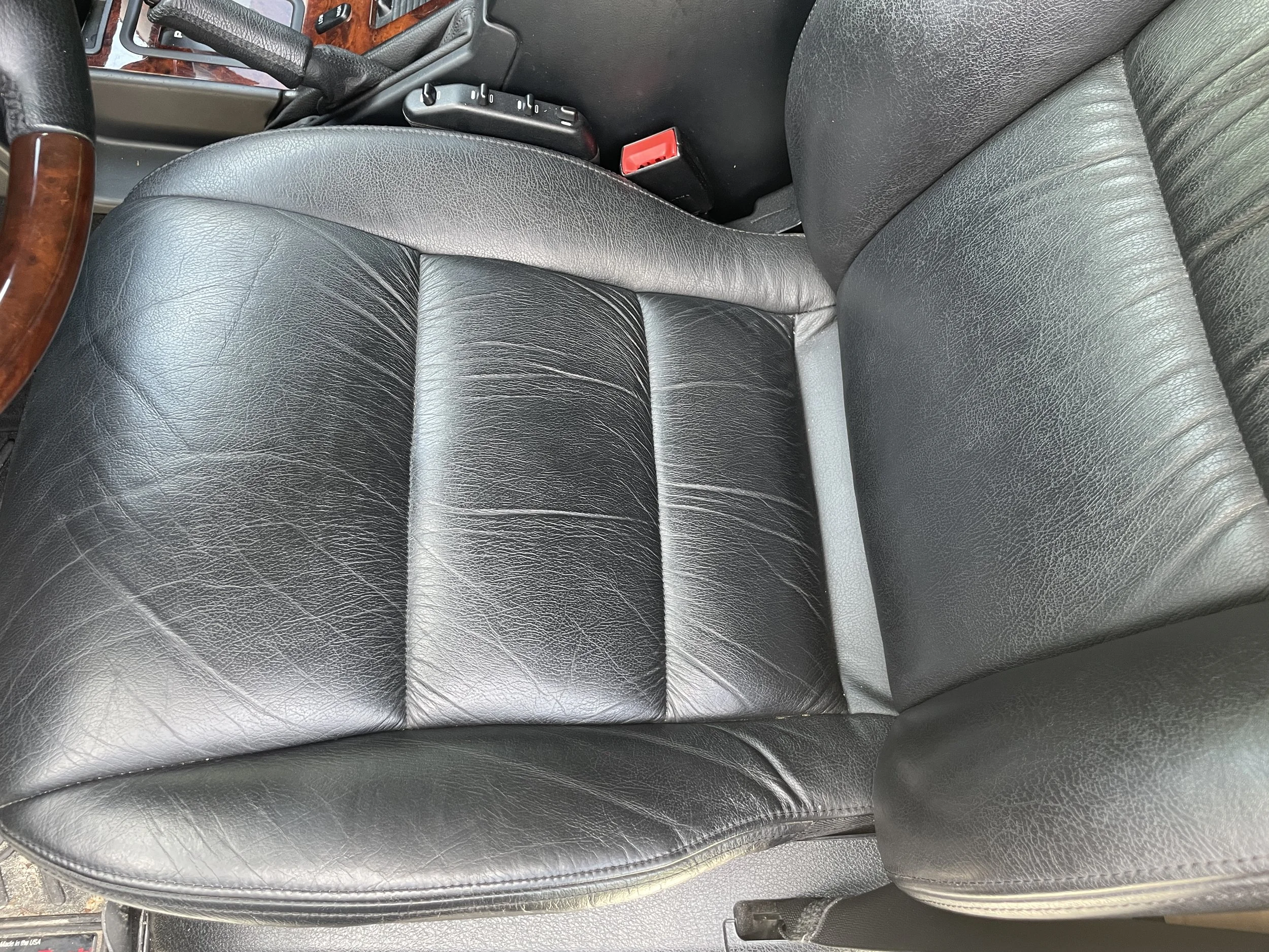 348 DS Seat Bottom.JPG