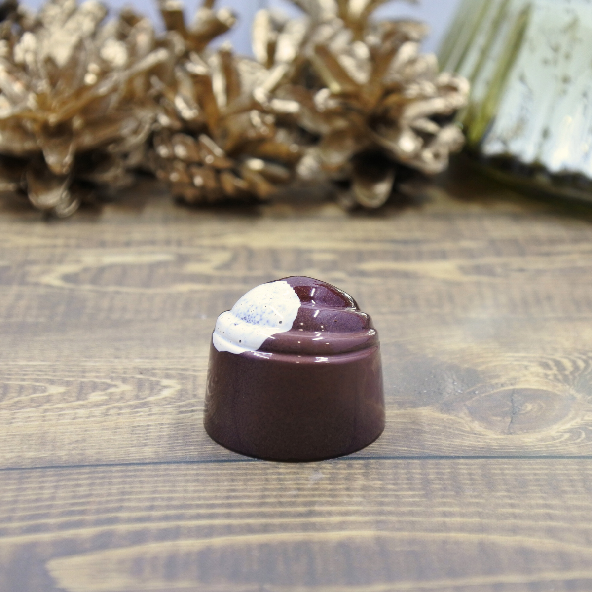 HOL25 Cinnamon Walnut.png