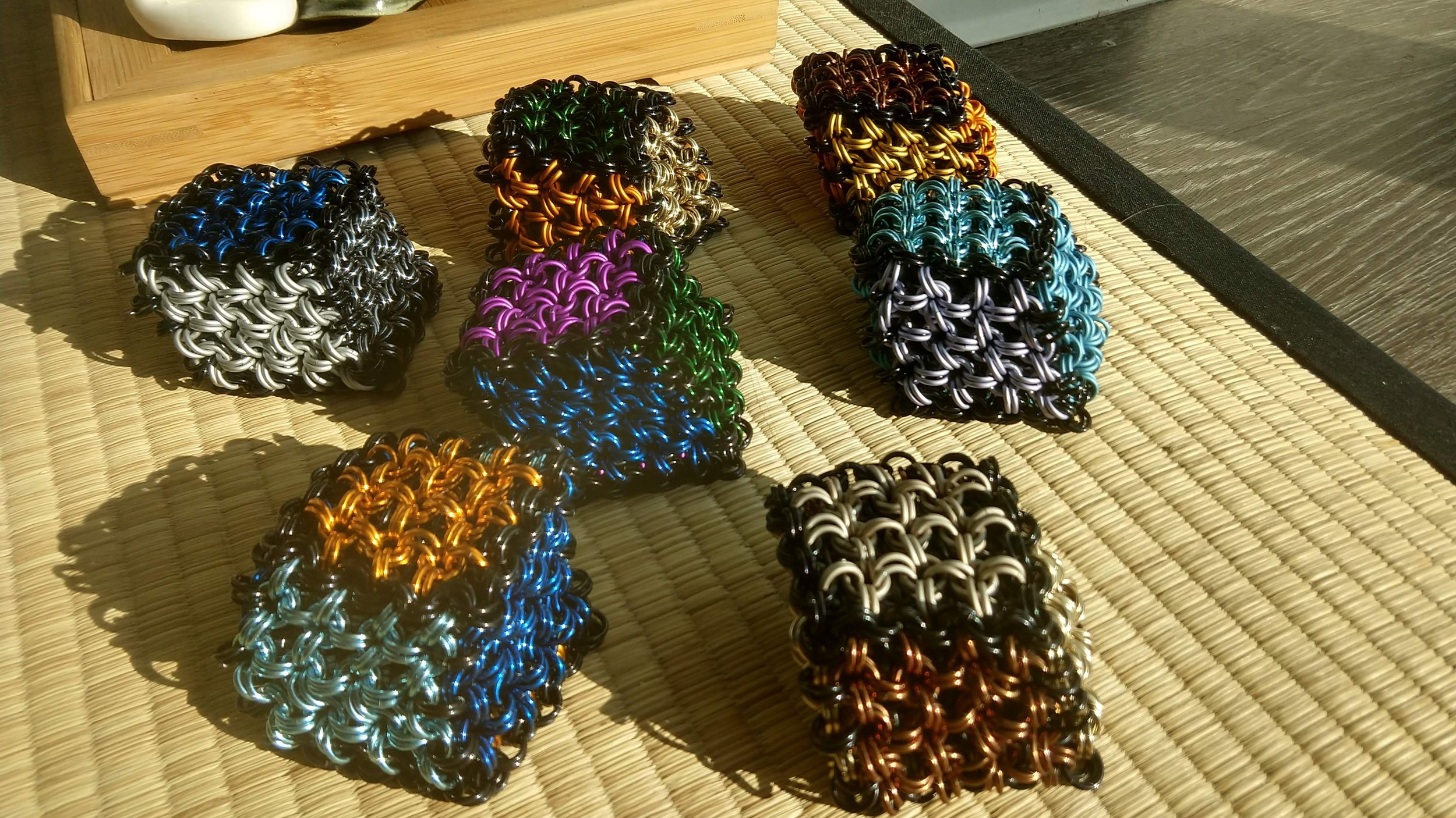 Pile of 3-color Chainmail Jelly Cubes