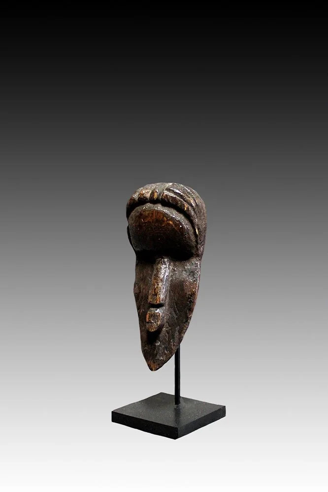 Bassa passport mask with stylistic hair.  www.gallerytribalart.com