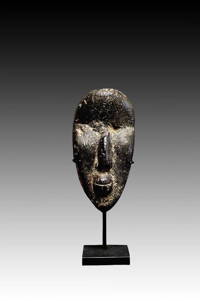 Dan passport mask, Ivory Coast.  www.gallerytribalart.com