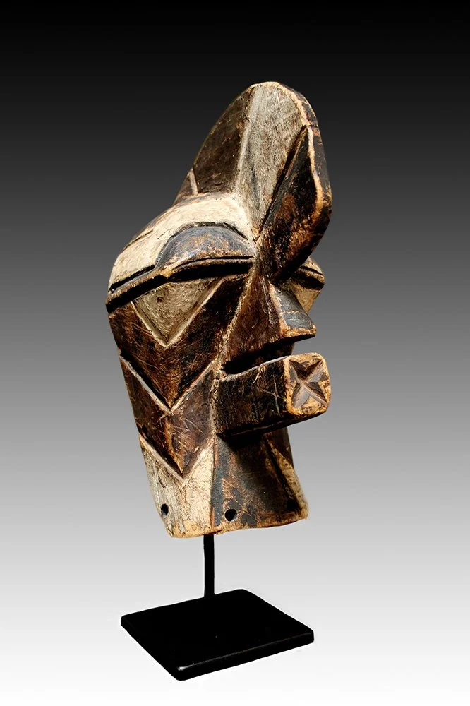 Songye Kifwebe male mask used for social control.  www.gallerytribalart.com