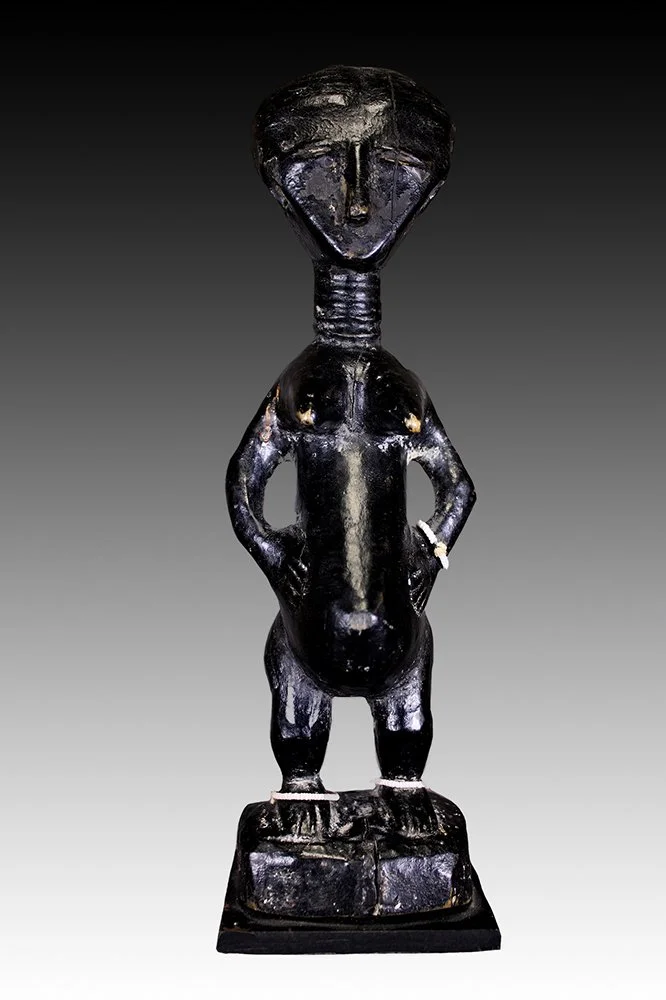 Akan figure with large breasts.  www.gallerytribalart.com
