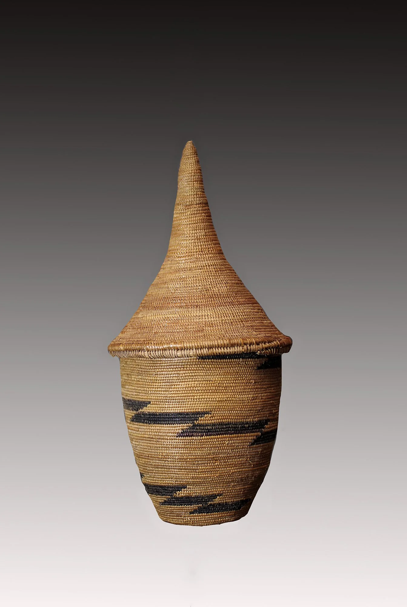 Tutsi basket, Tutsi women of the ruling class created fine coiled baskets with cone shaped lids called Agaseki.   www.gallerytribalart.com