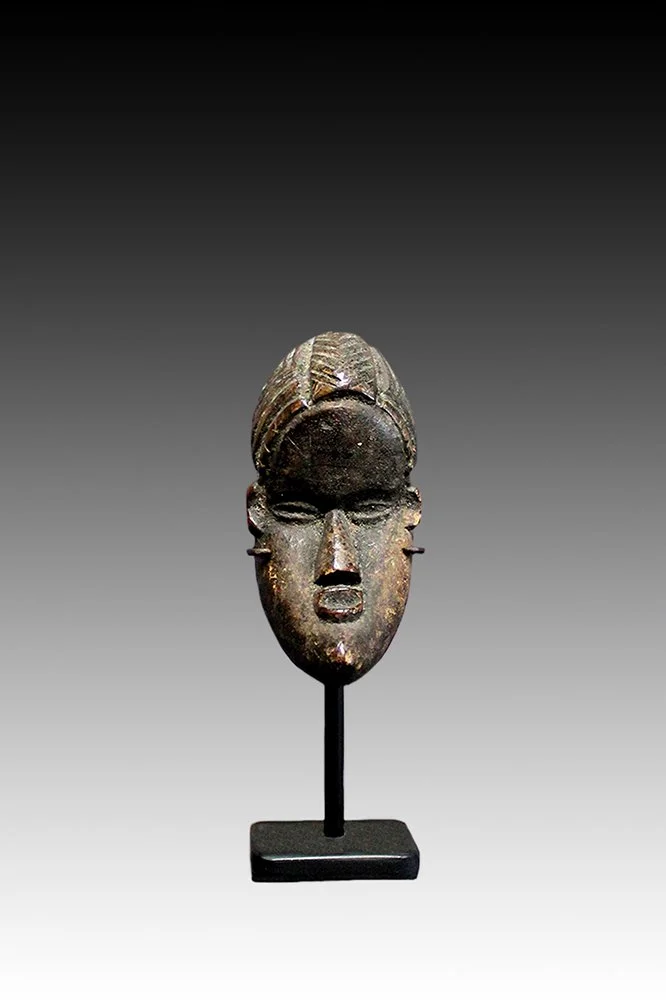 Bassa Passport Mask
