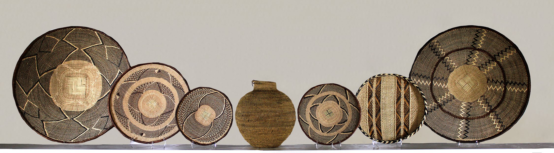 Vintage baskets from Zimbabwe, www.gallerytribalart.com