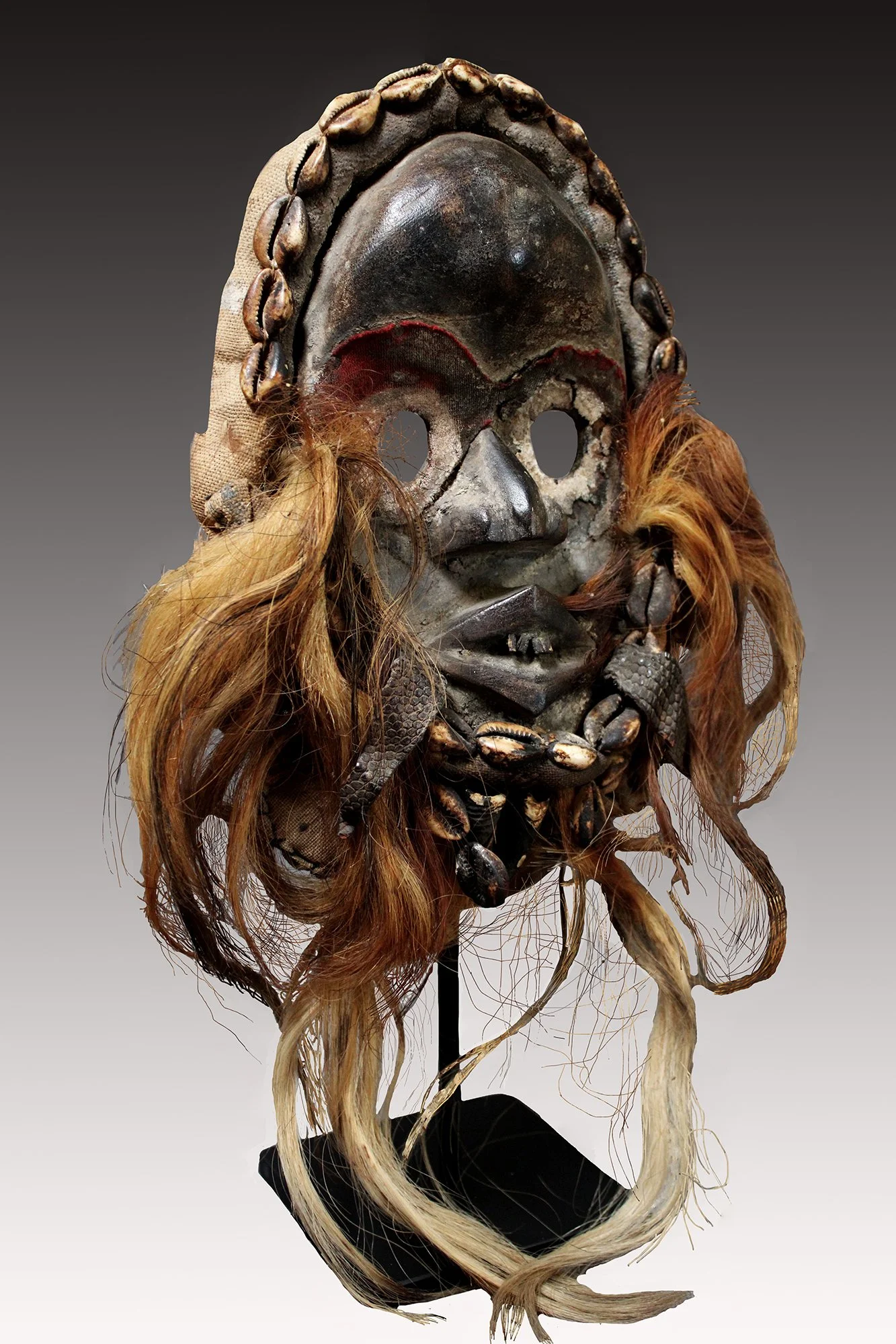 Dan Zakpai Mask, authentic African masks, www.gallerytribalart.com