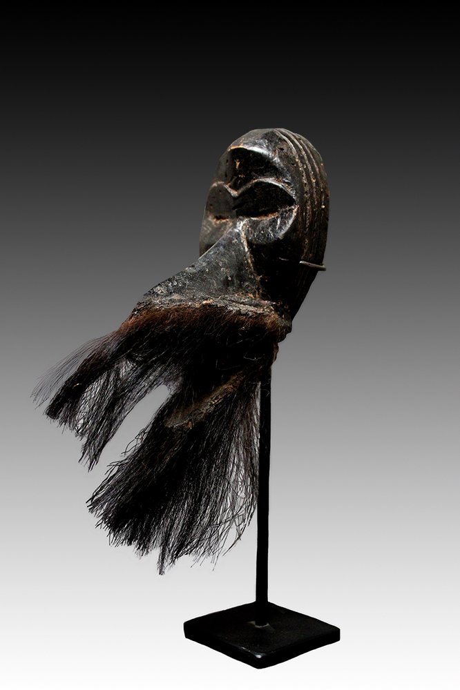 Miniature Dan Gagon mask representing a hornbill or Toucan bird.  www.gallerytribalart.com