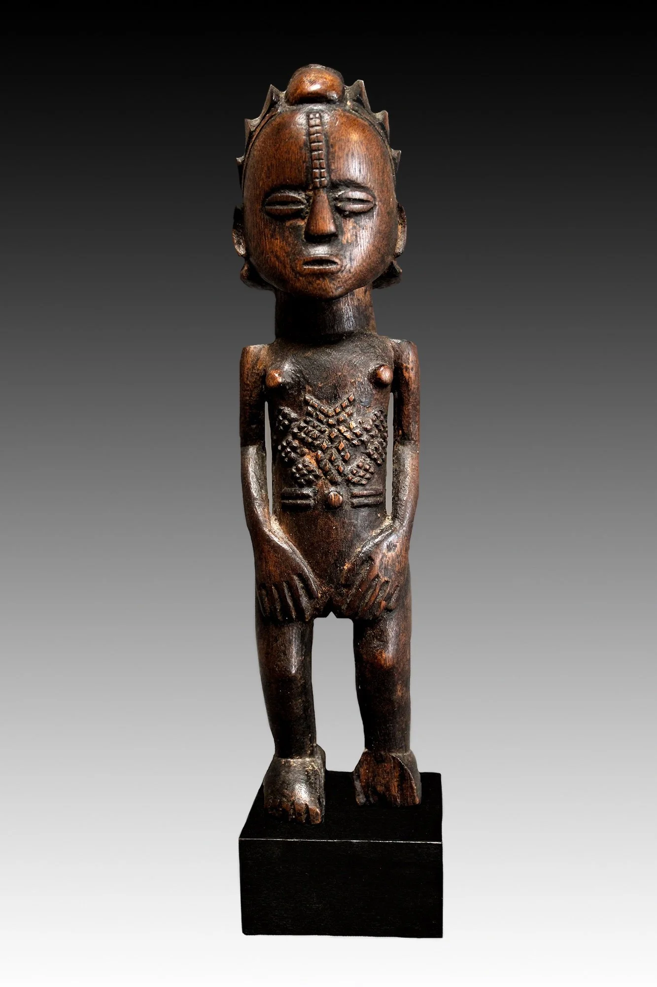 Luba figure, were used during initiations and for medical and divination purposes. www.gallerytribalart.com