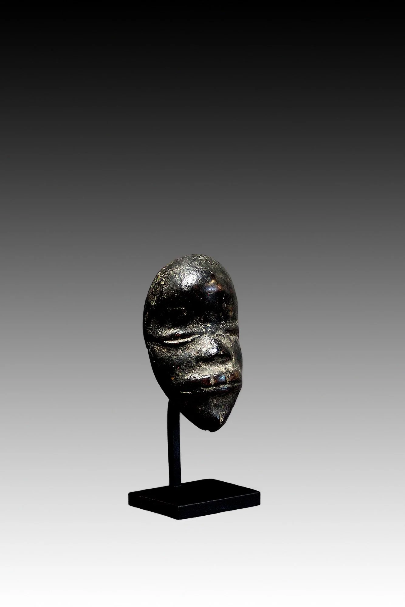 Dan mask, Ivory Coast.  www.gallerytribalart.com