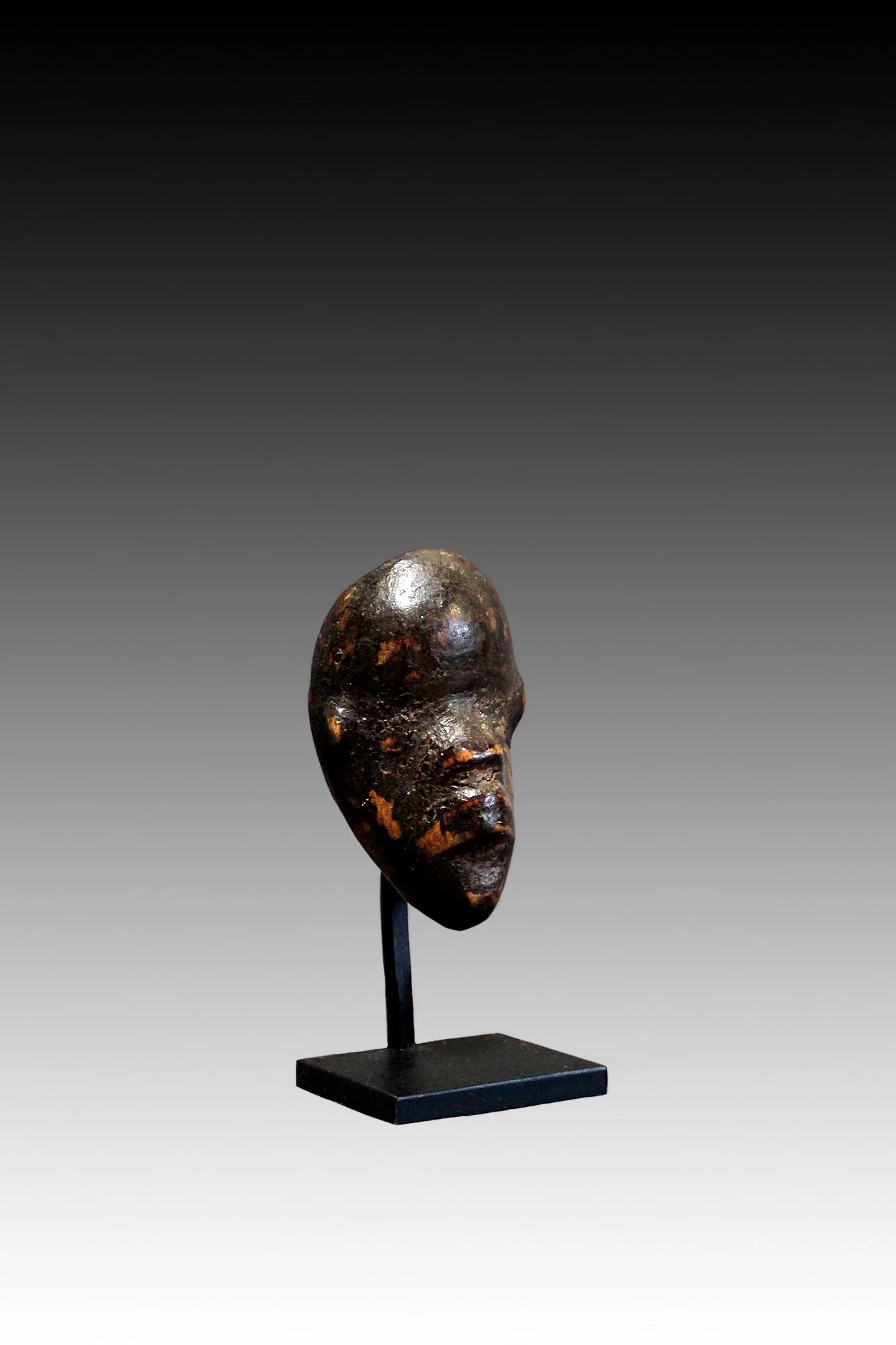 Authentic miniature African masks.  www.gallerytribalart.com