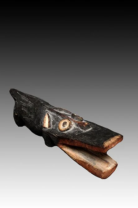 Mambila Crocodile with elongated body resting on four legs.  www.gallerytribalart.com