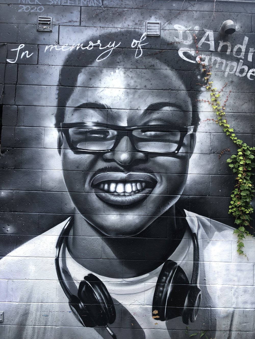 Toronto Graffiti Alley(4).jpg