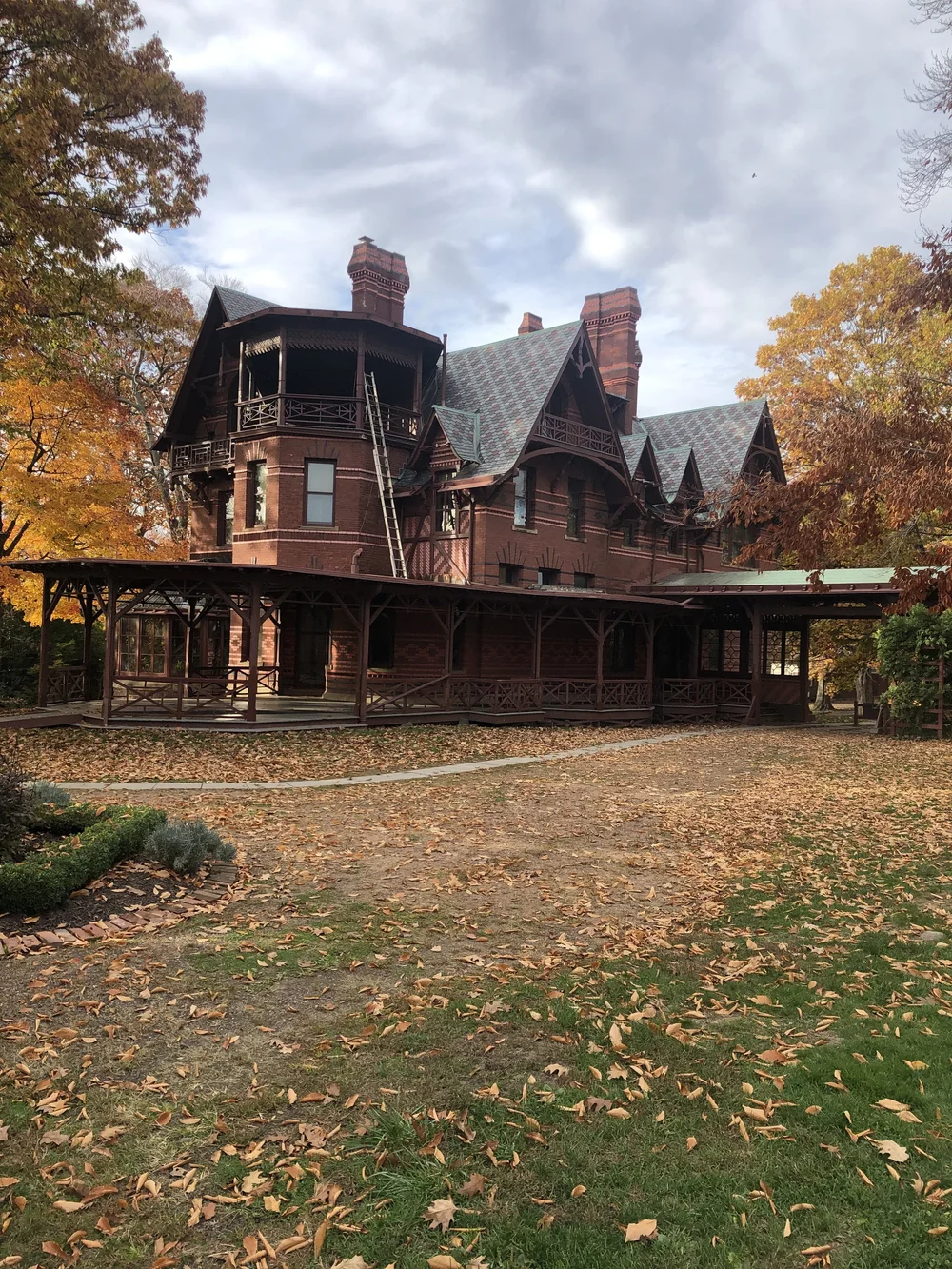 Mark Twain House Hartford.jpg