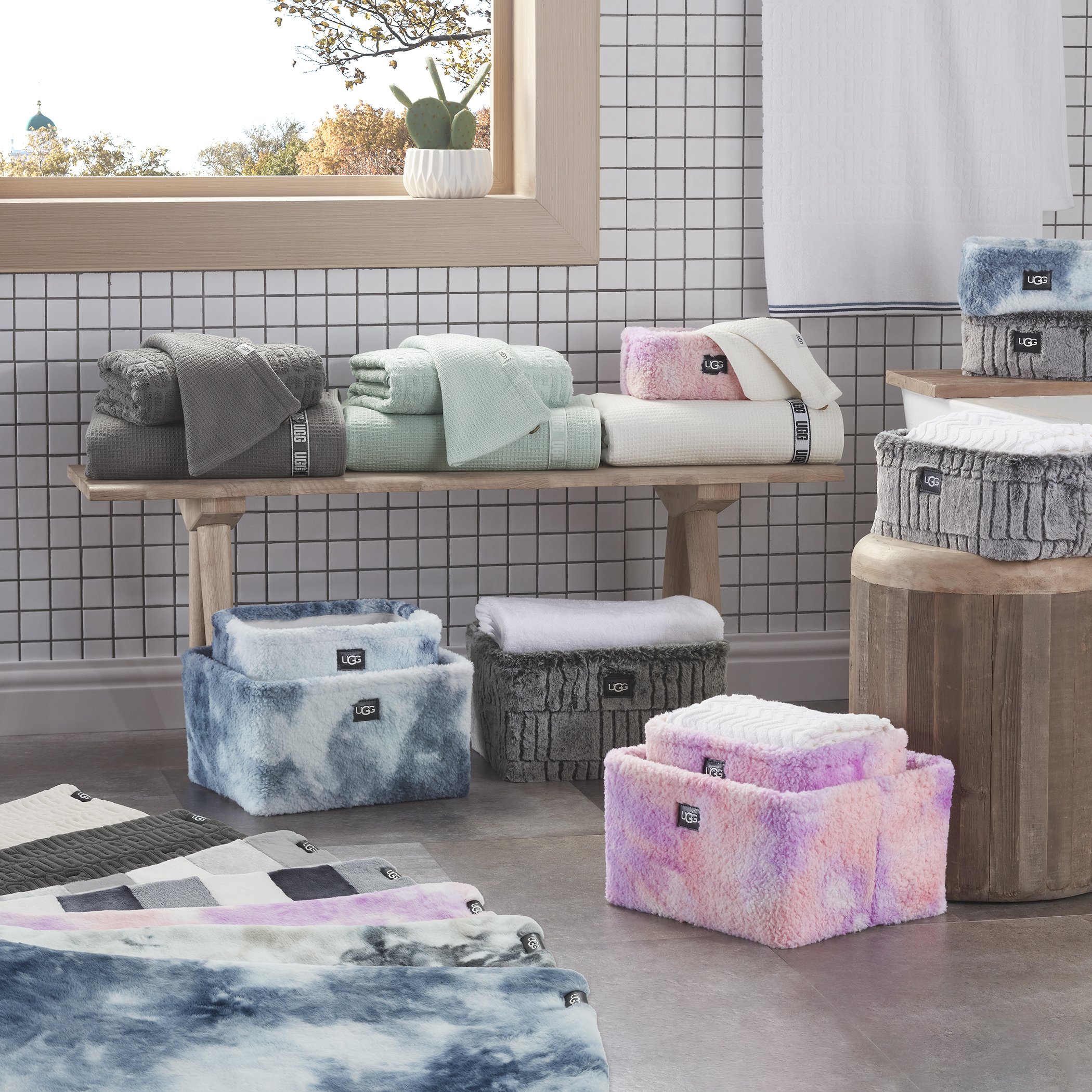 UGG_BBB_BTC 22_BATH COLLECTION_MULTI_BATH_Web Collection Shot 2_RGB.jpg