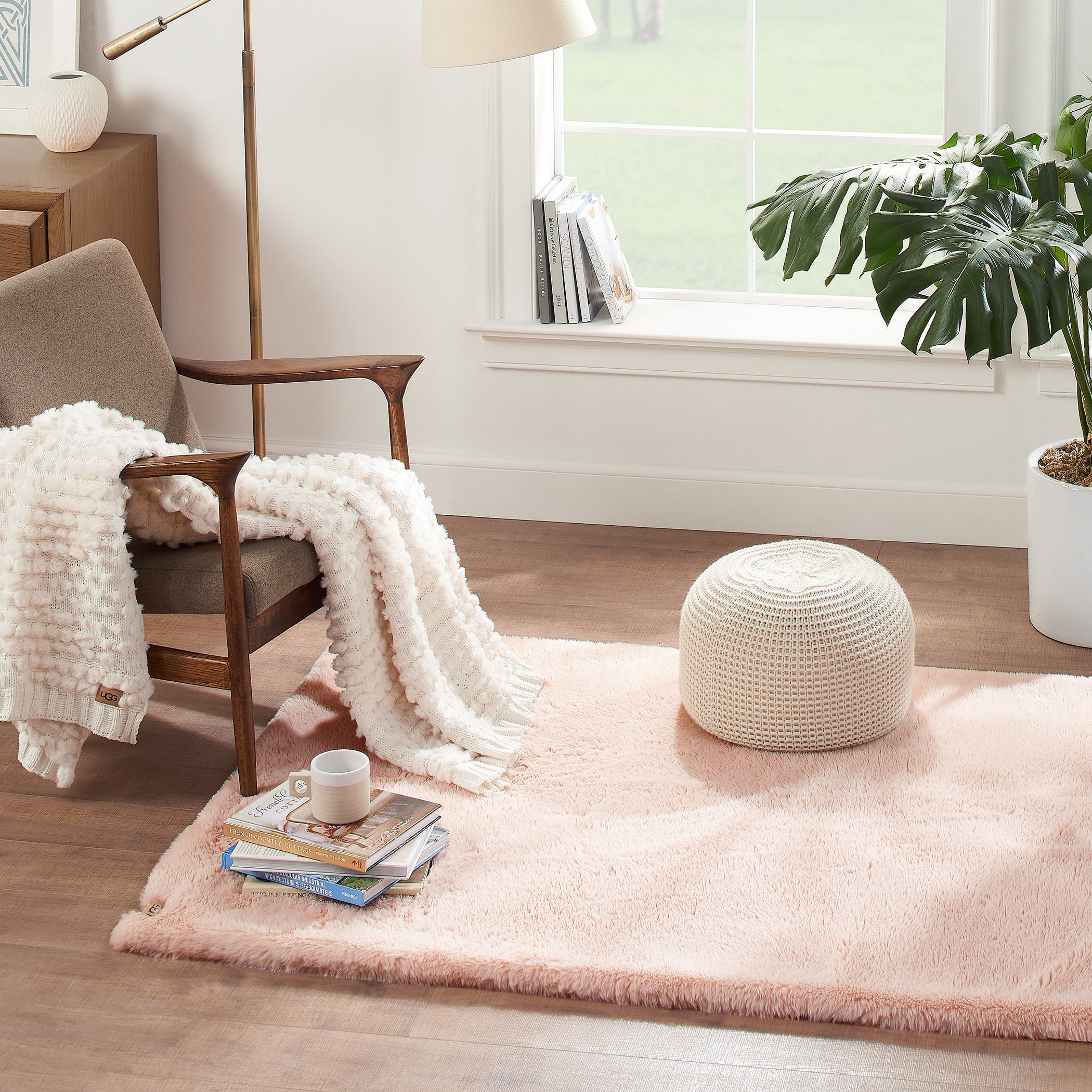UGG_Spring 2021_BBB_Aussie_Blush Sunset_4x6 Area Rug_PKG_Low Res.jpg
