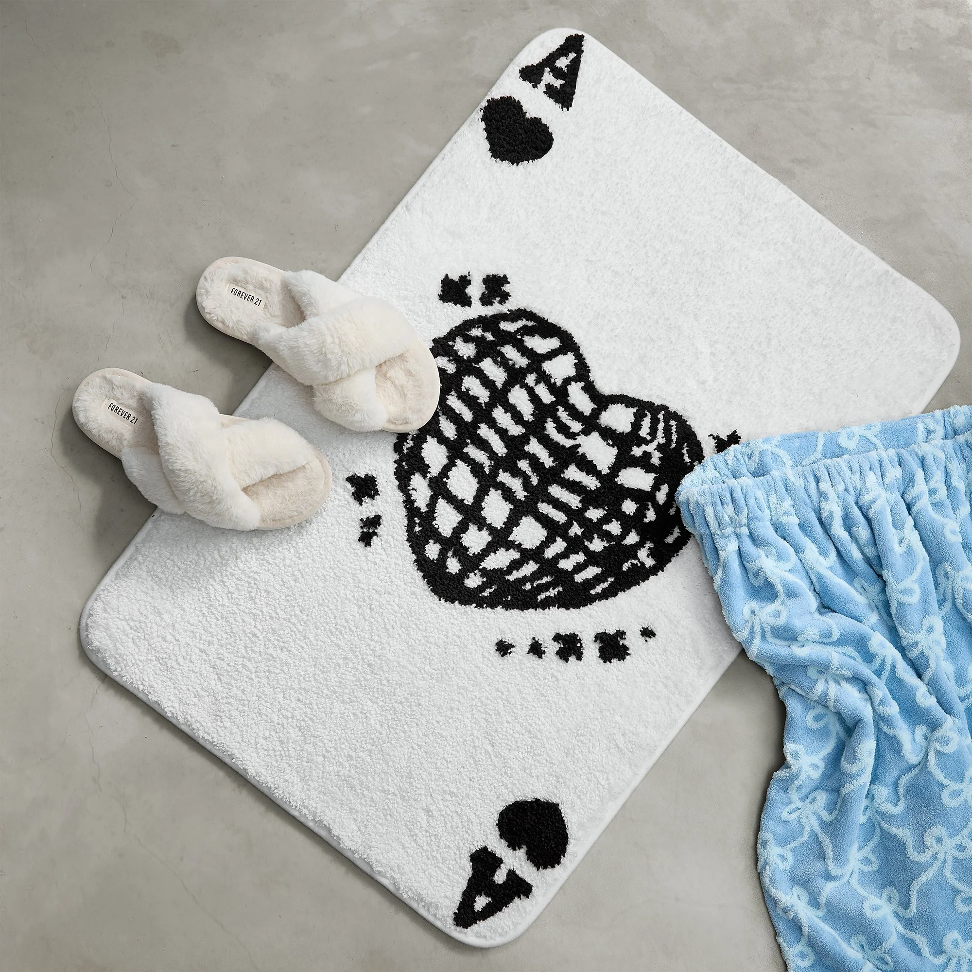 FV21_JCP_BTC25_36750_ACE_BTH RUG_WHT_WEB 3.jpg