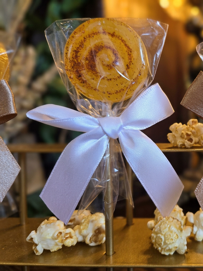 Kettle Corn Lollipop