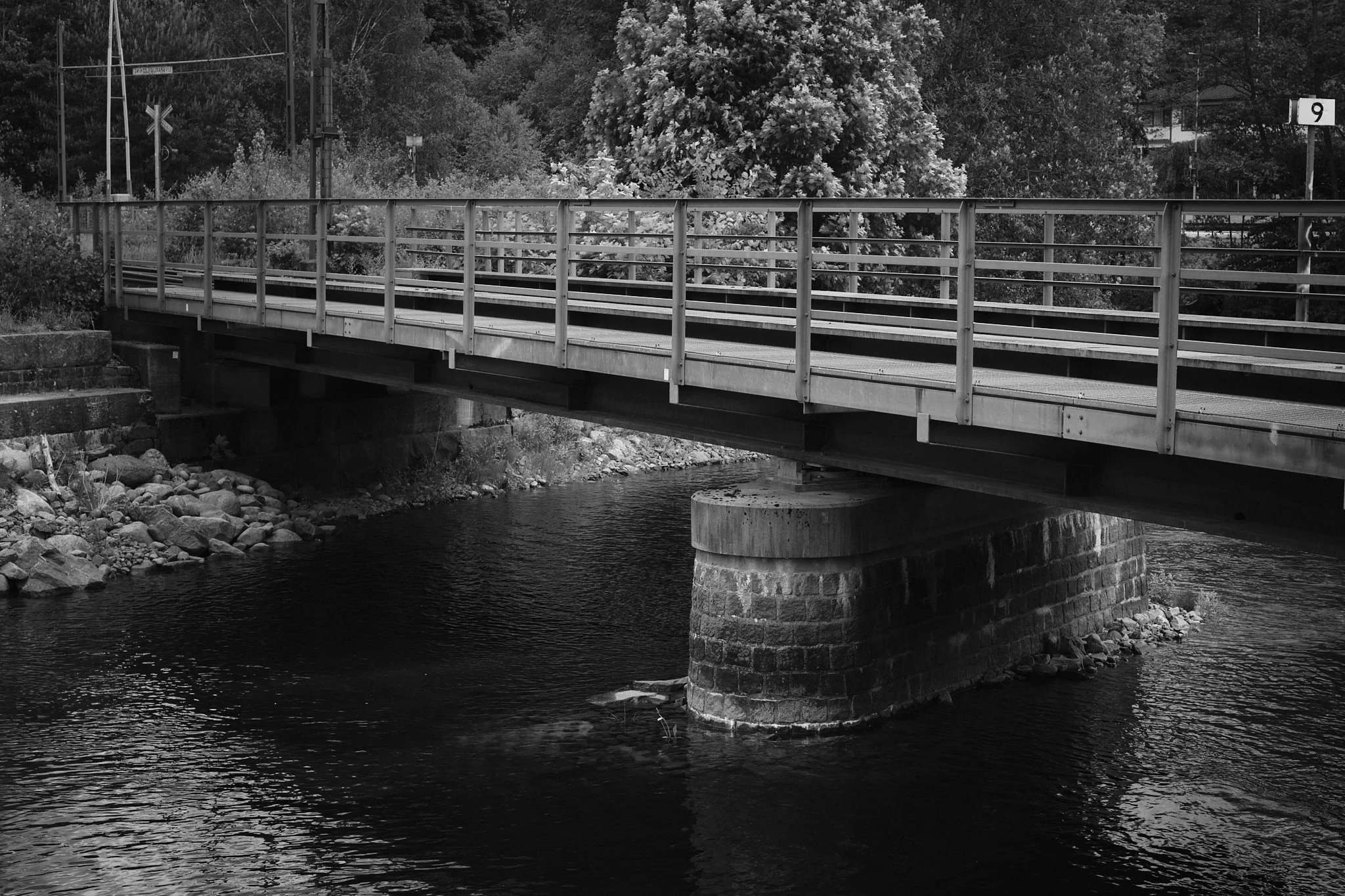 En bro vid Kvarnbyn i Mölndal