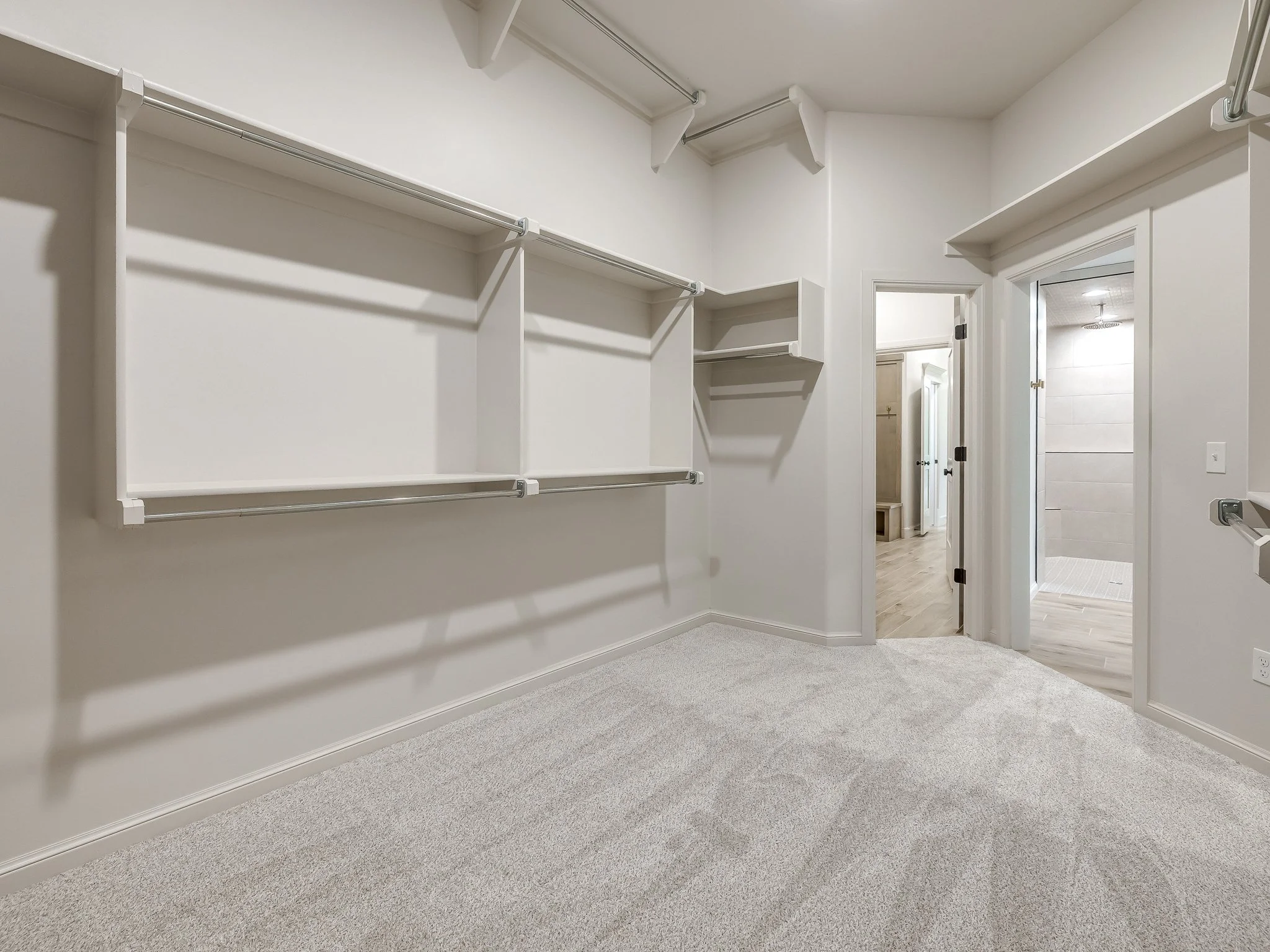 2114 W Cole Dr-41.jpg
