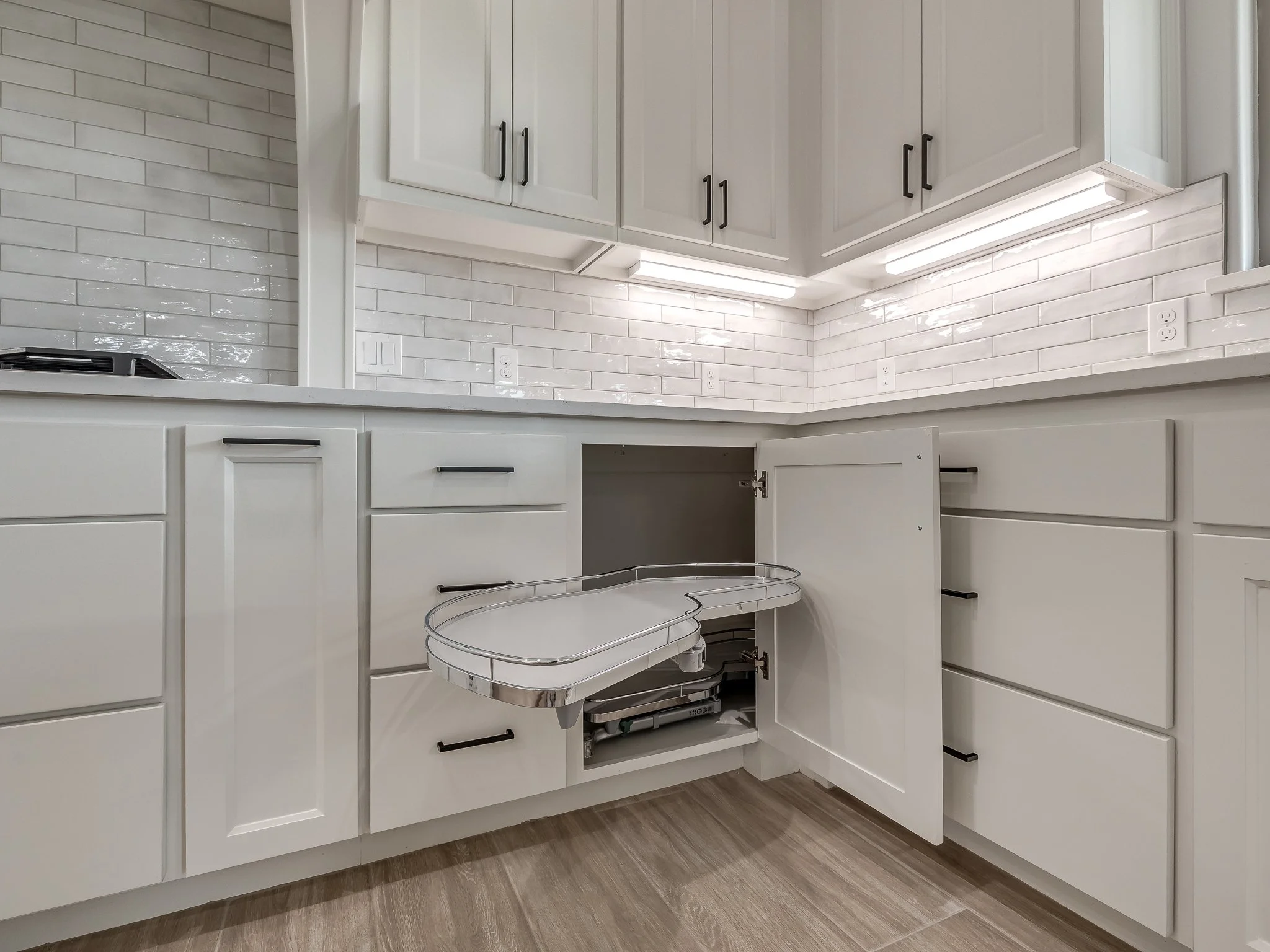 2237 W Cole Dr-32.jpg