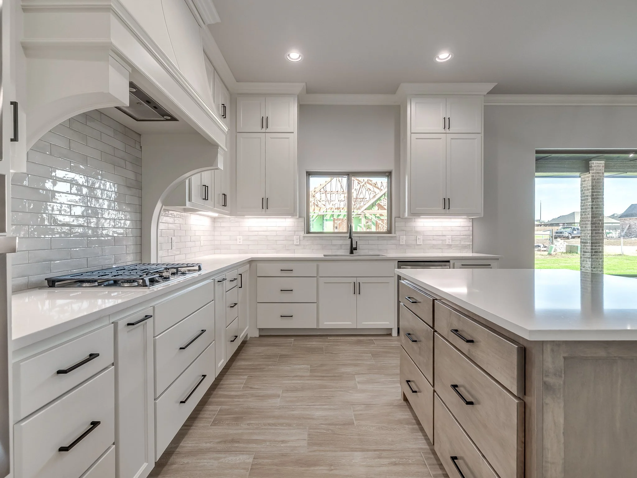 2237 W Cole Dr-29.jpg