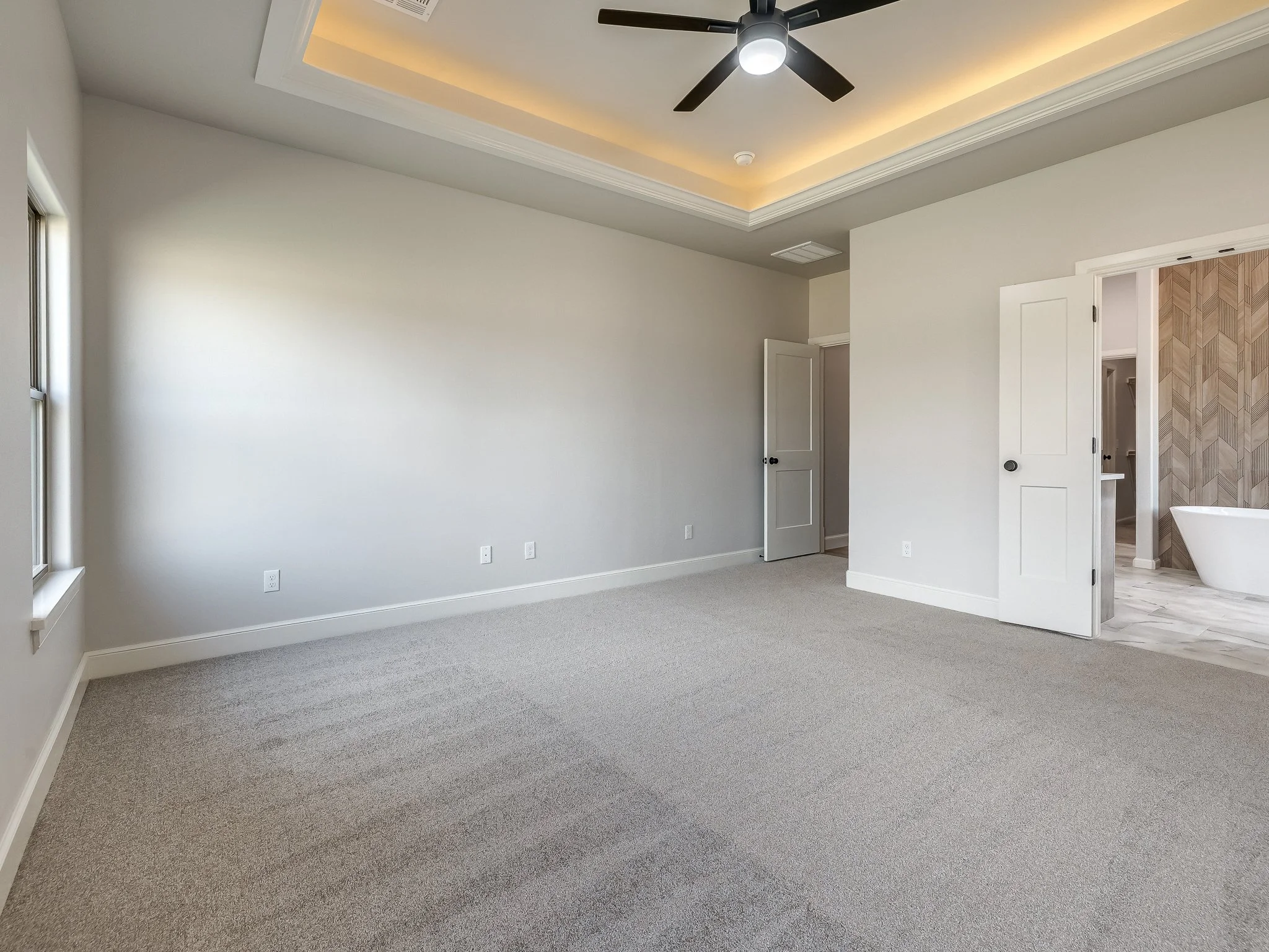2237 W Cole Dr-40.jpg