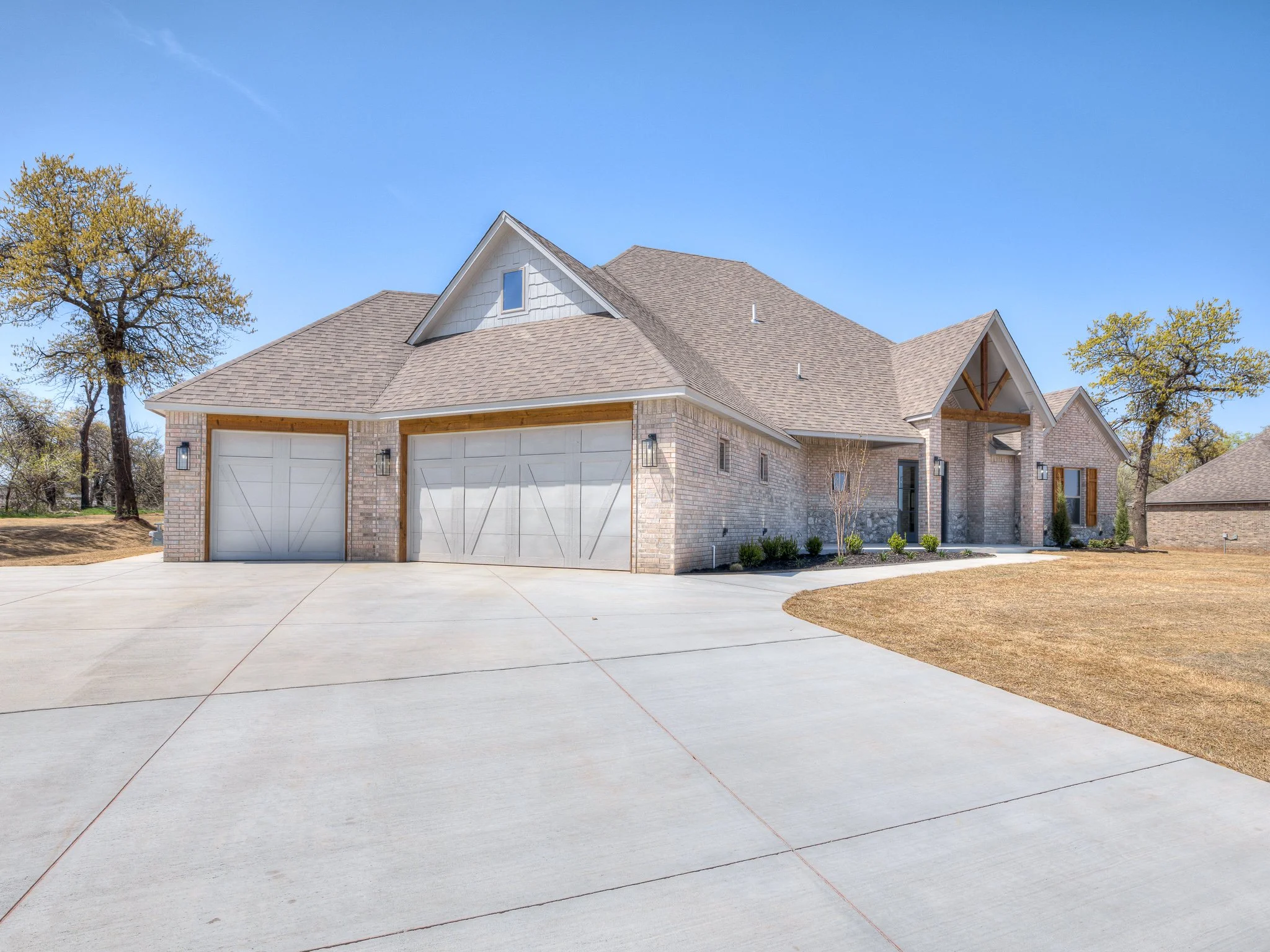 1157 Trunci Way-3.jpg