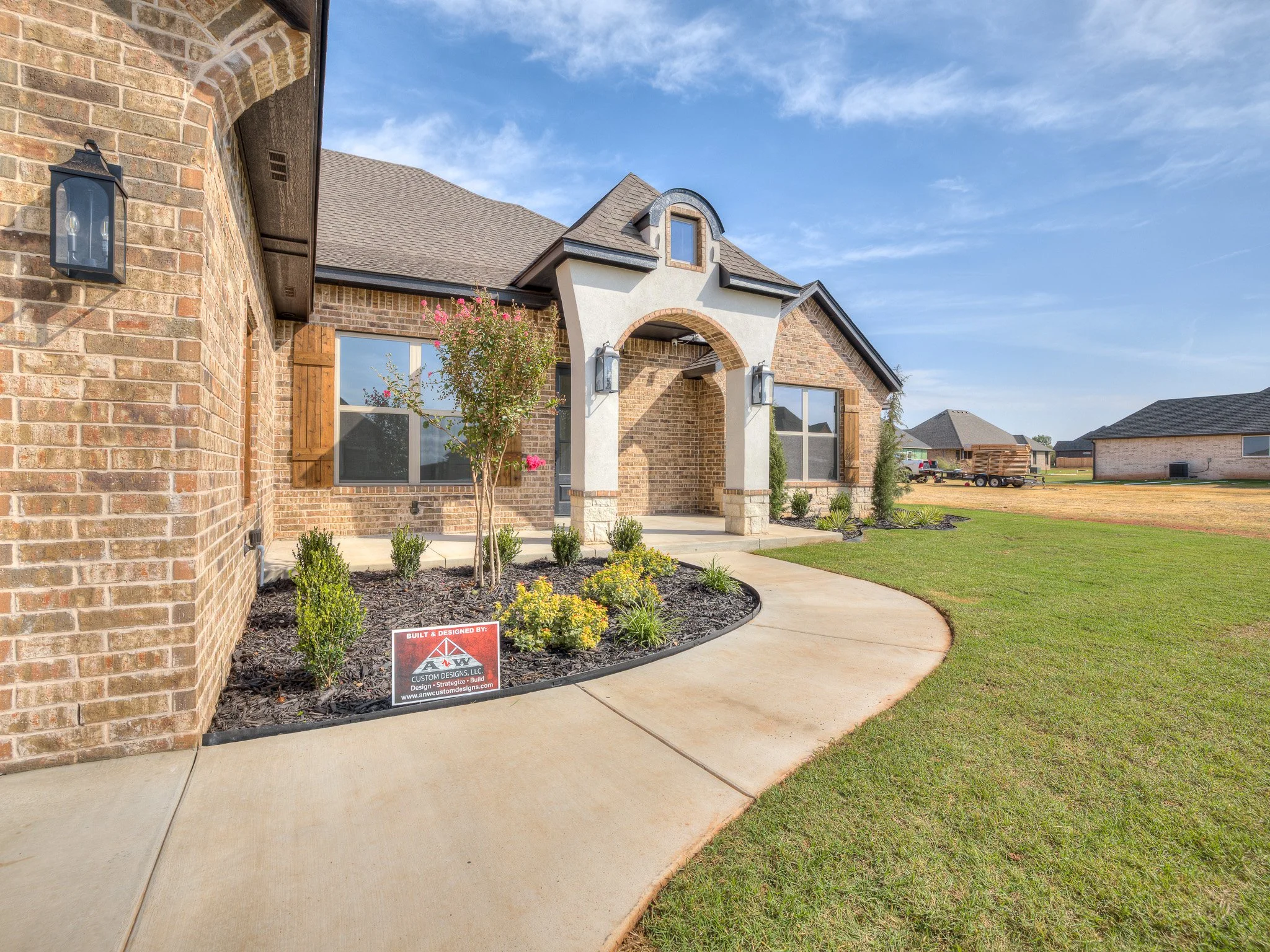 2237 W Cole Dr-8.jpg