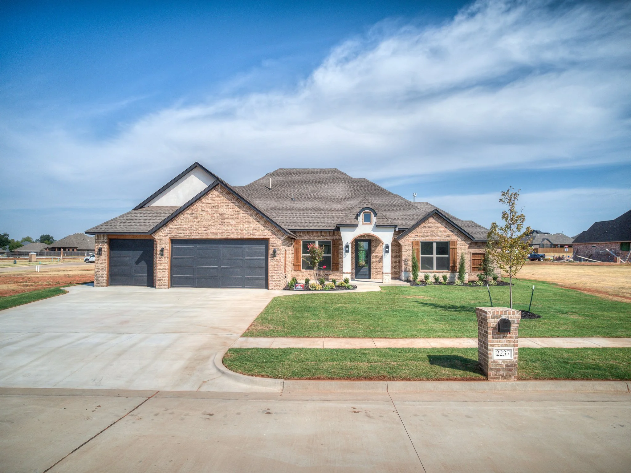 2237 W Cole Dr-77.jpg