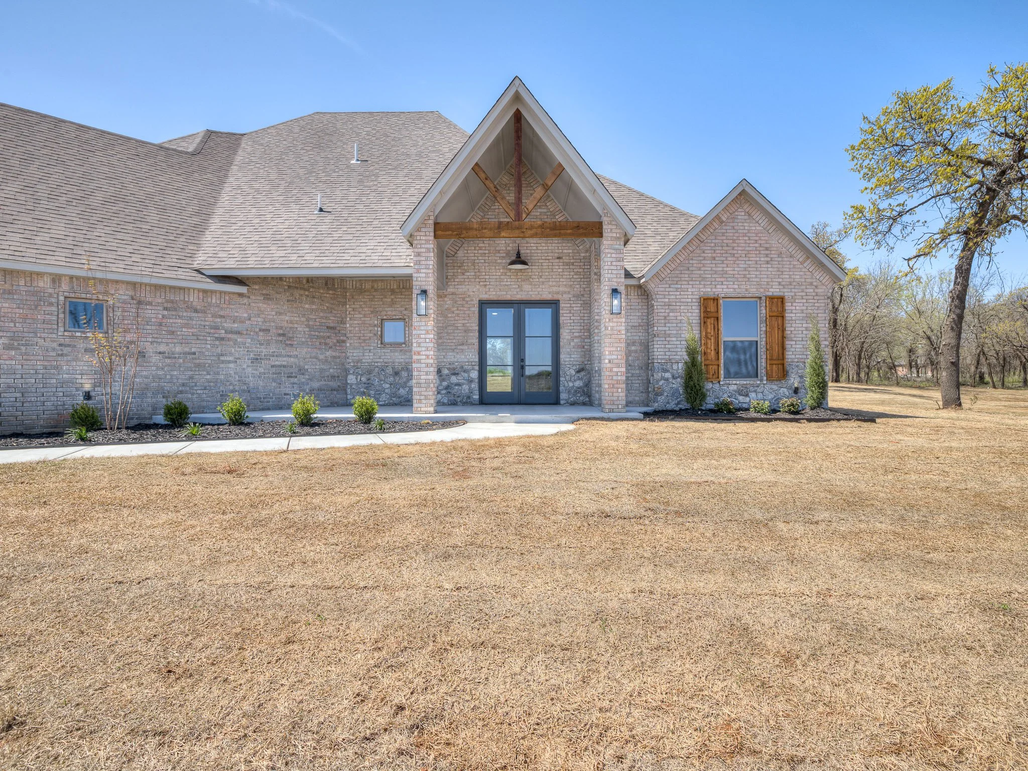 1157 Trunci Way-7.jpg