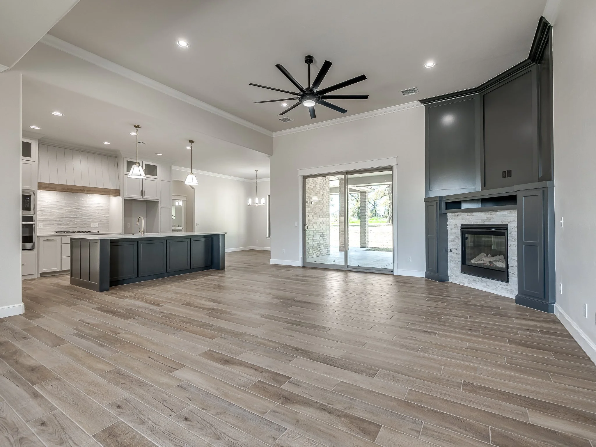 1157 Trunci Way-13.jpg