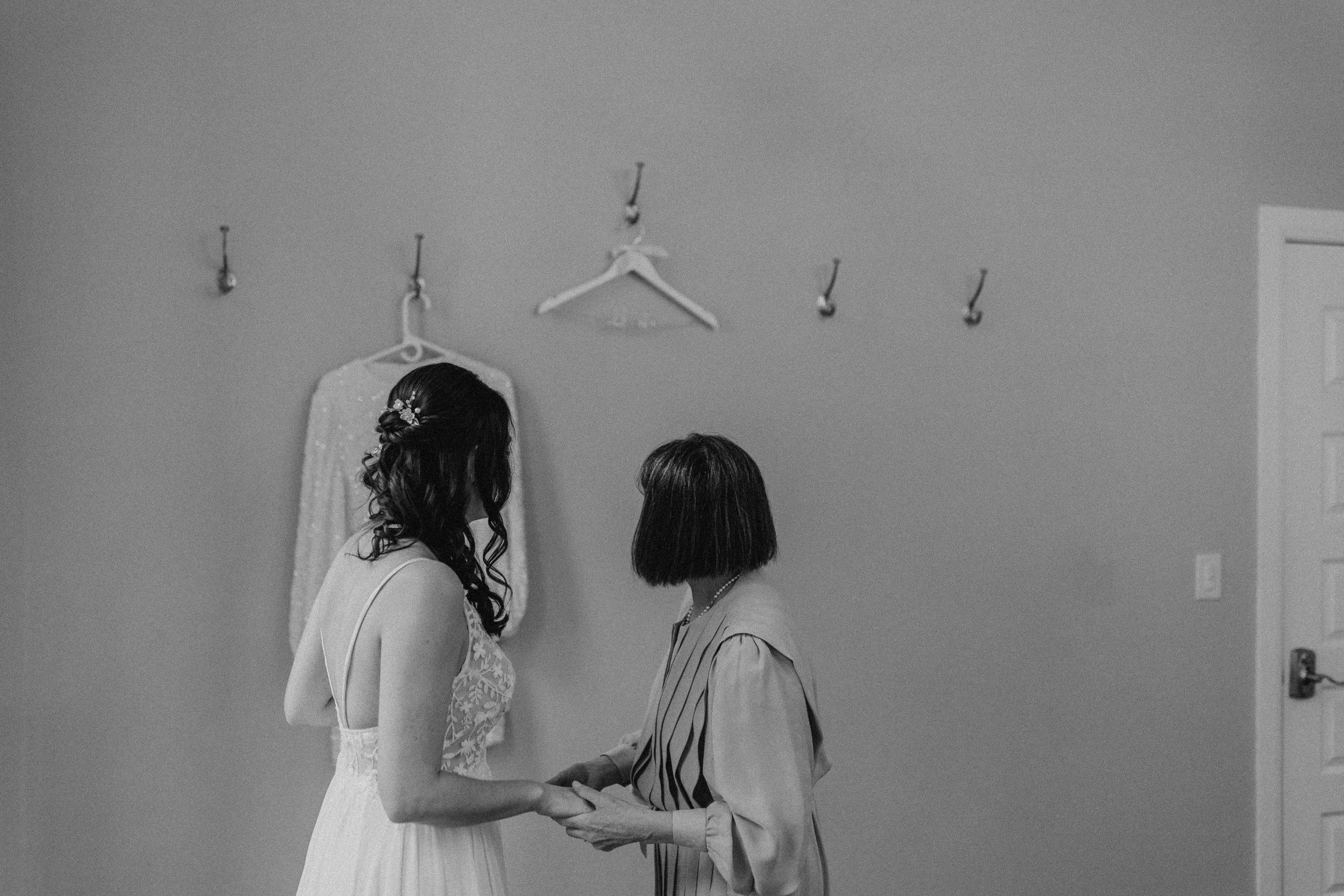 GettingReady-3140.jpg