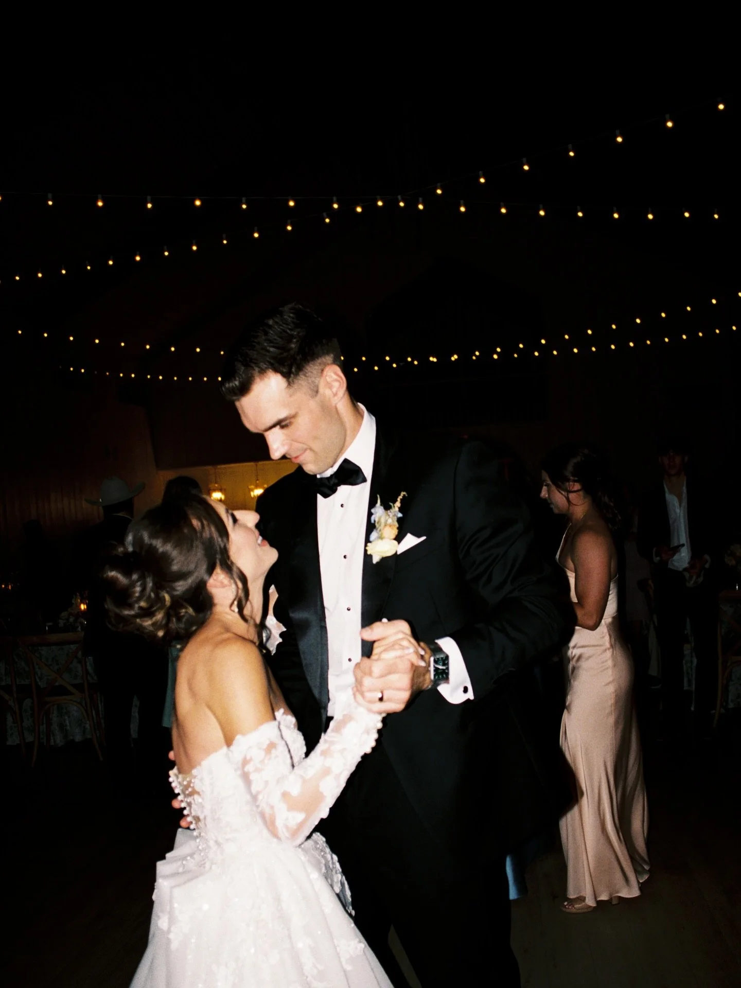 Patrick &amp; Lori:
( first dance / cake cutting / getaway car ) 

Venue: @thegrandivory
Planner: @morgantaylorevents
Photographer: @mayacrawfordphoto
Videographer: @mint_lotus_films
Content Creator: @mariahsmomentsmedia_
Beauty: @brite.beauty
Dress: