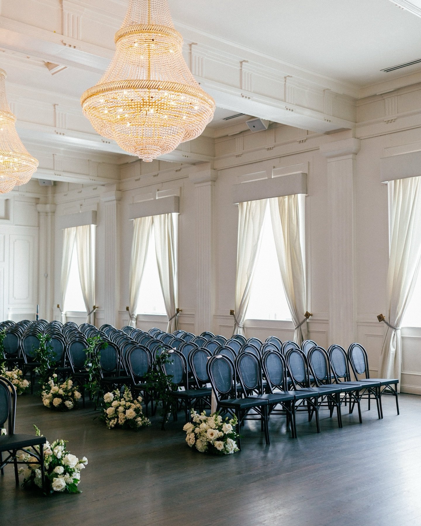 Details &amp; a few standout moments from this wedding day at The Mason! 

#dfwweddings #dallasweddingvenue #themasondallas #dfwweddingphotographer #dallasweddingphotographer