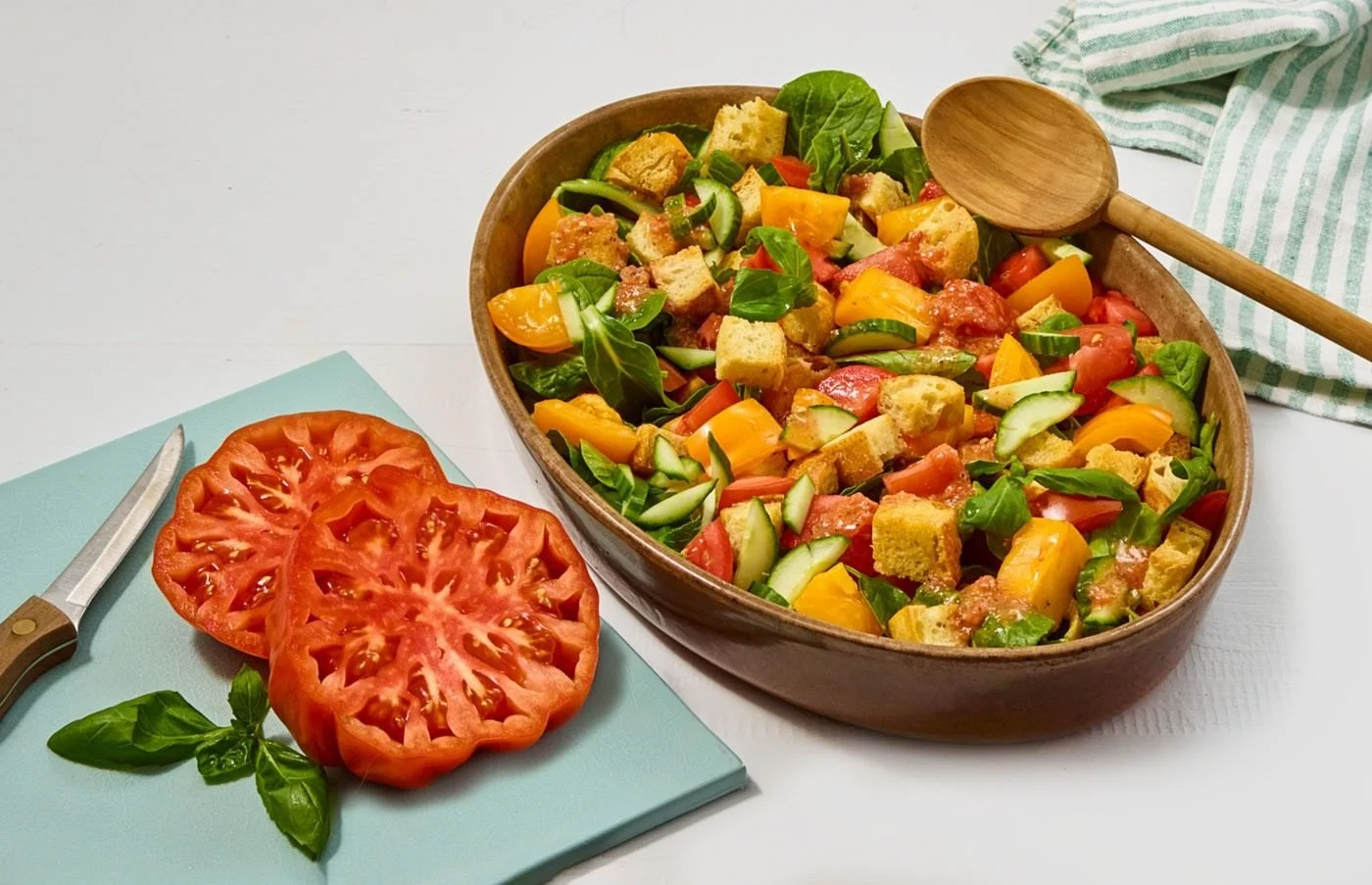 Food styling: panzanella bread salad with heirloom tomatoes