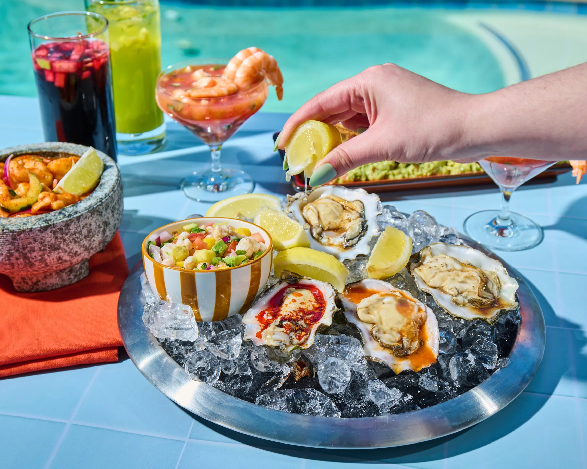 oyster with lemon squeeze 1.jpg