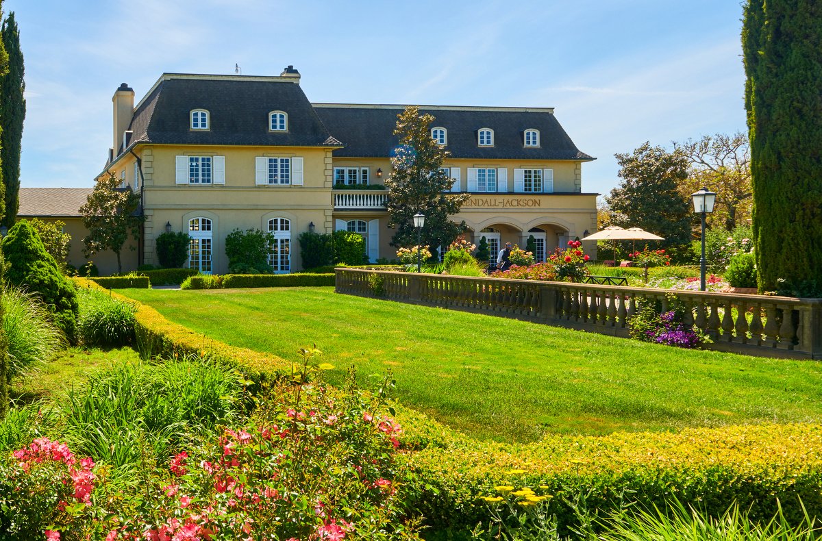 Kendall-Jackson estate house and gardens in Sonoma County, hospitality photography for the Culinary Institute of America