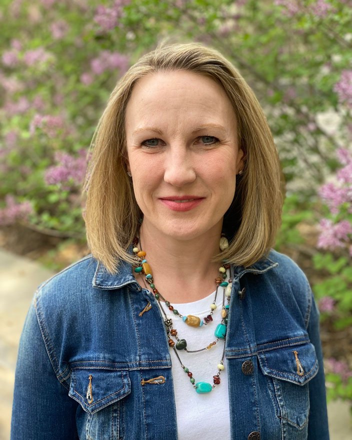 Josie, Owner and Certified Clinical Herbalist & Nutritionist