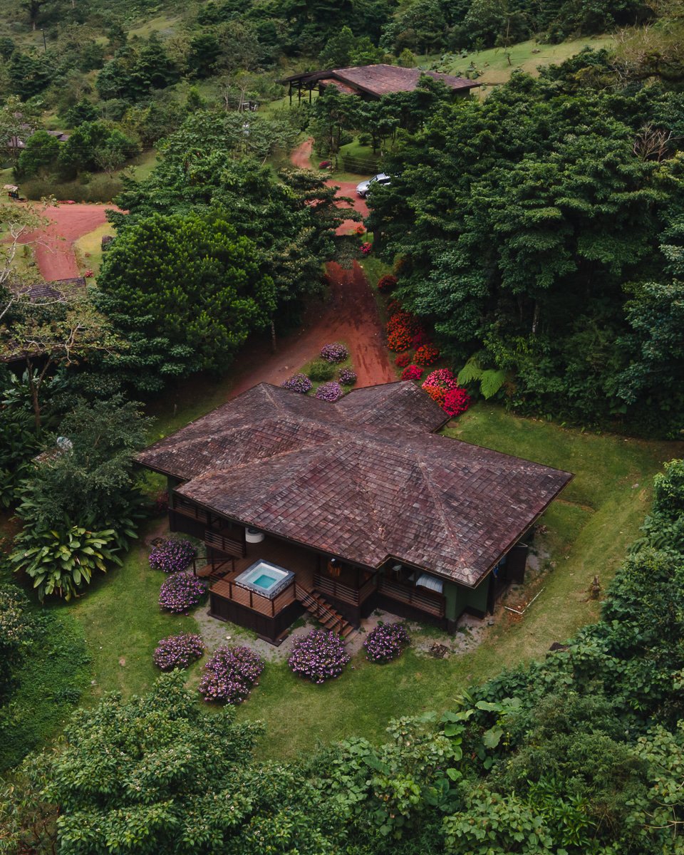 ElSilencioLodge&Spa_InstagramPost(4_5)_0056_websize.jpg