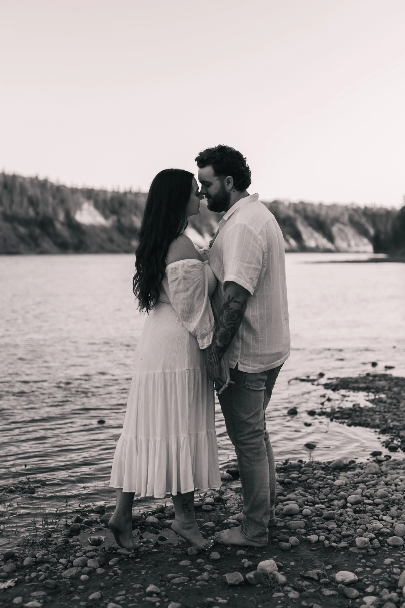 Edmonton-Leduc-Devon Engagement Photographer-Water Photos23.jpg