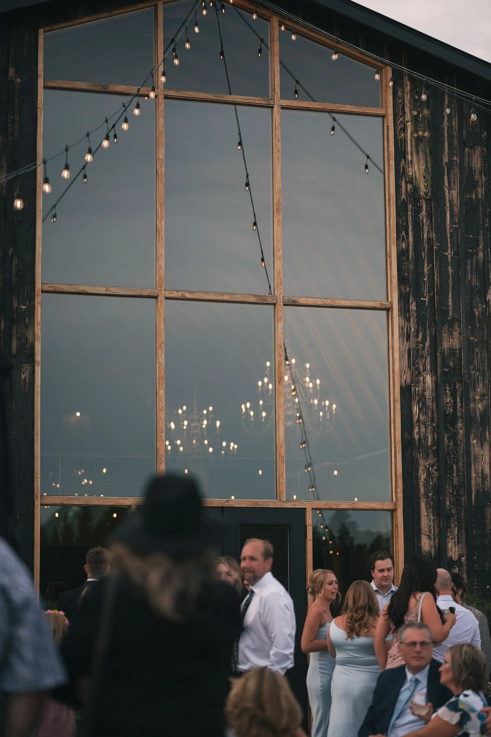 black-barn-alberta-wedding-venue-reception-32.jpg