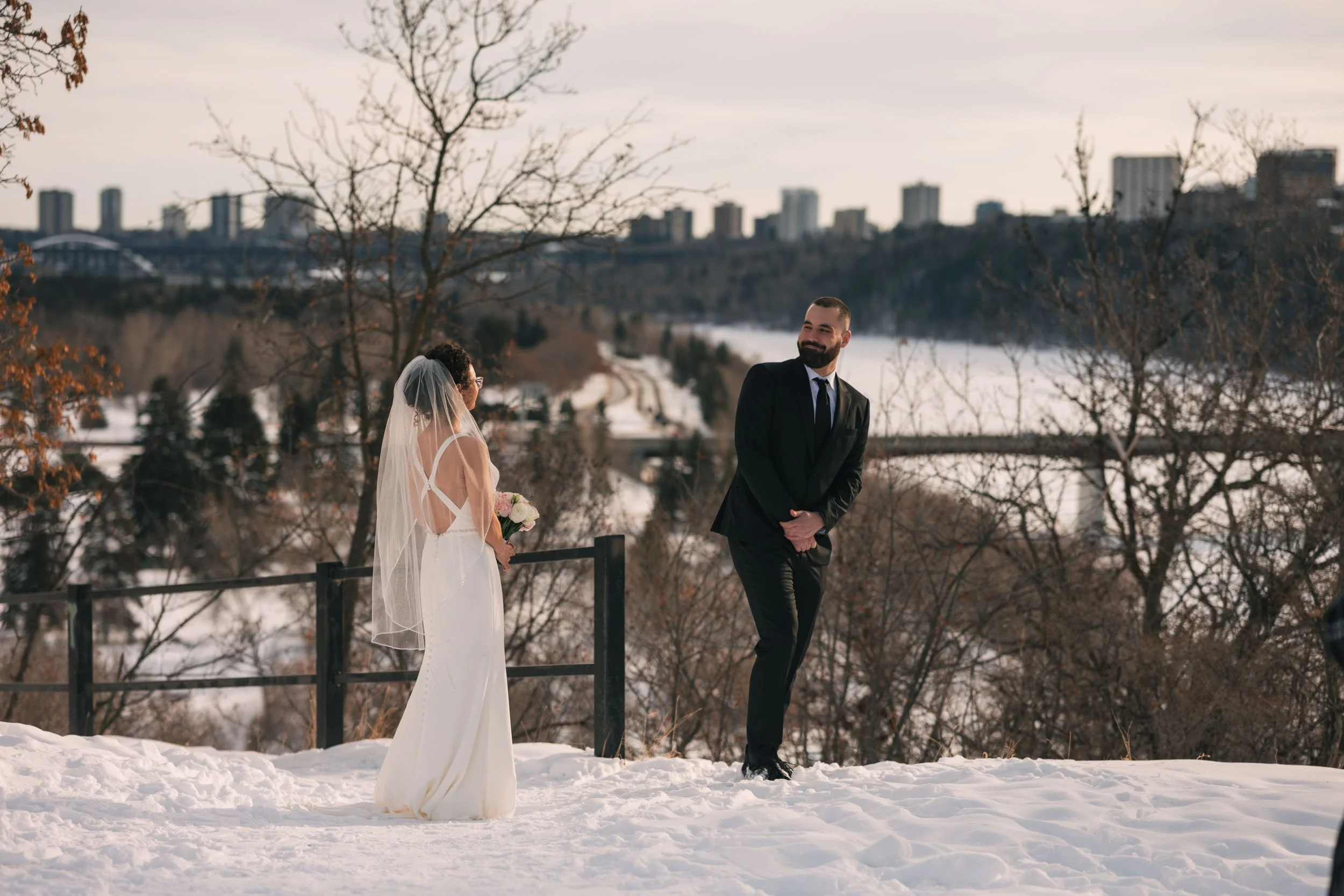 Elopement-Governmenthouse-Edmonton-Downtown 8.jpg