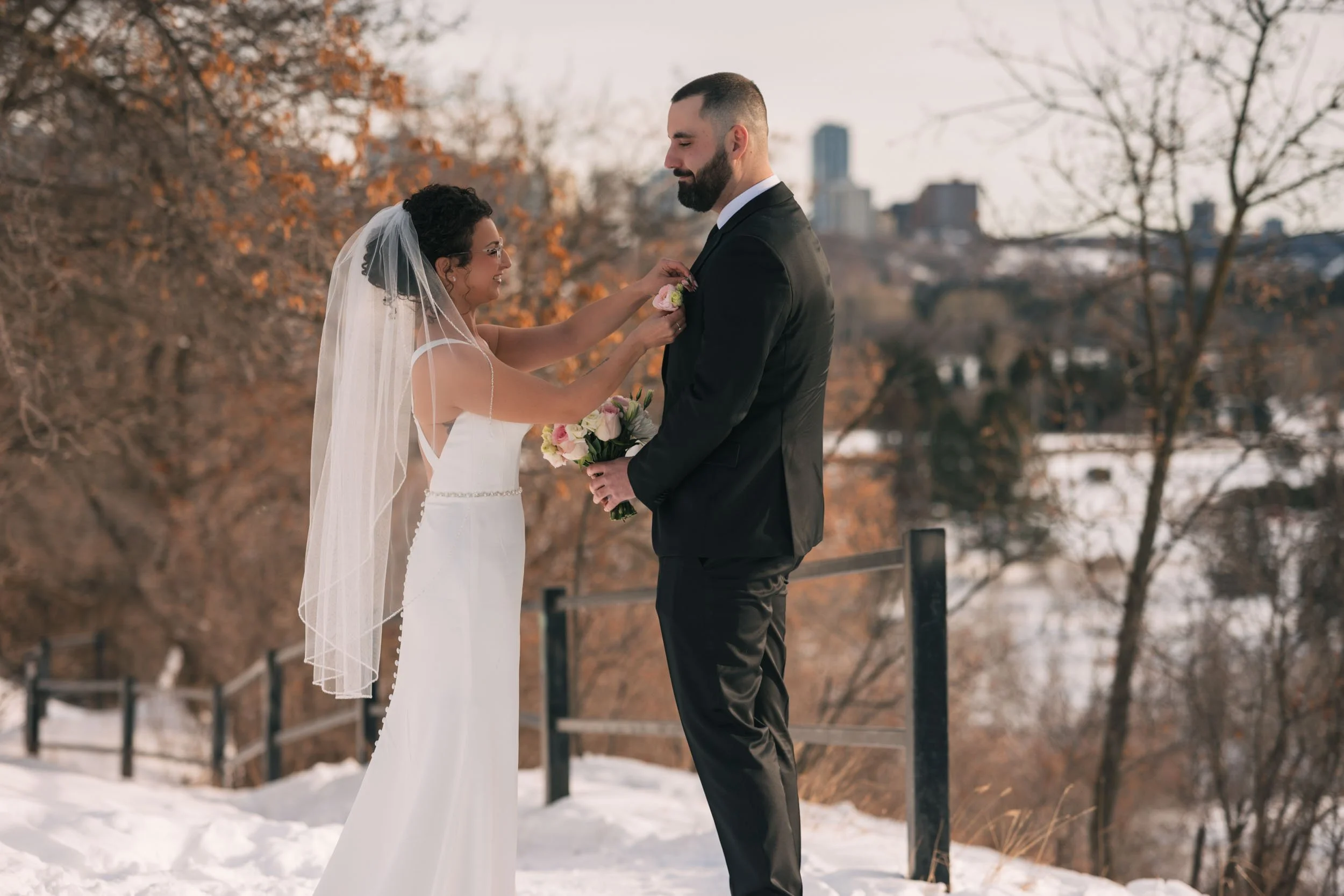 Elopement-Governmenthouse-Edmonton-Downtown 11.jpg