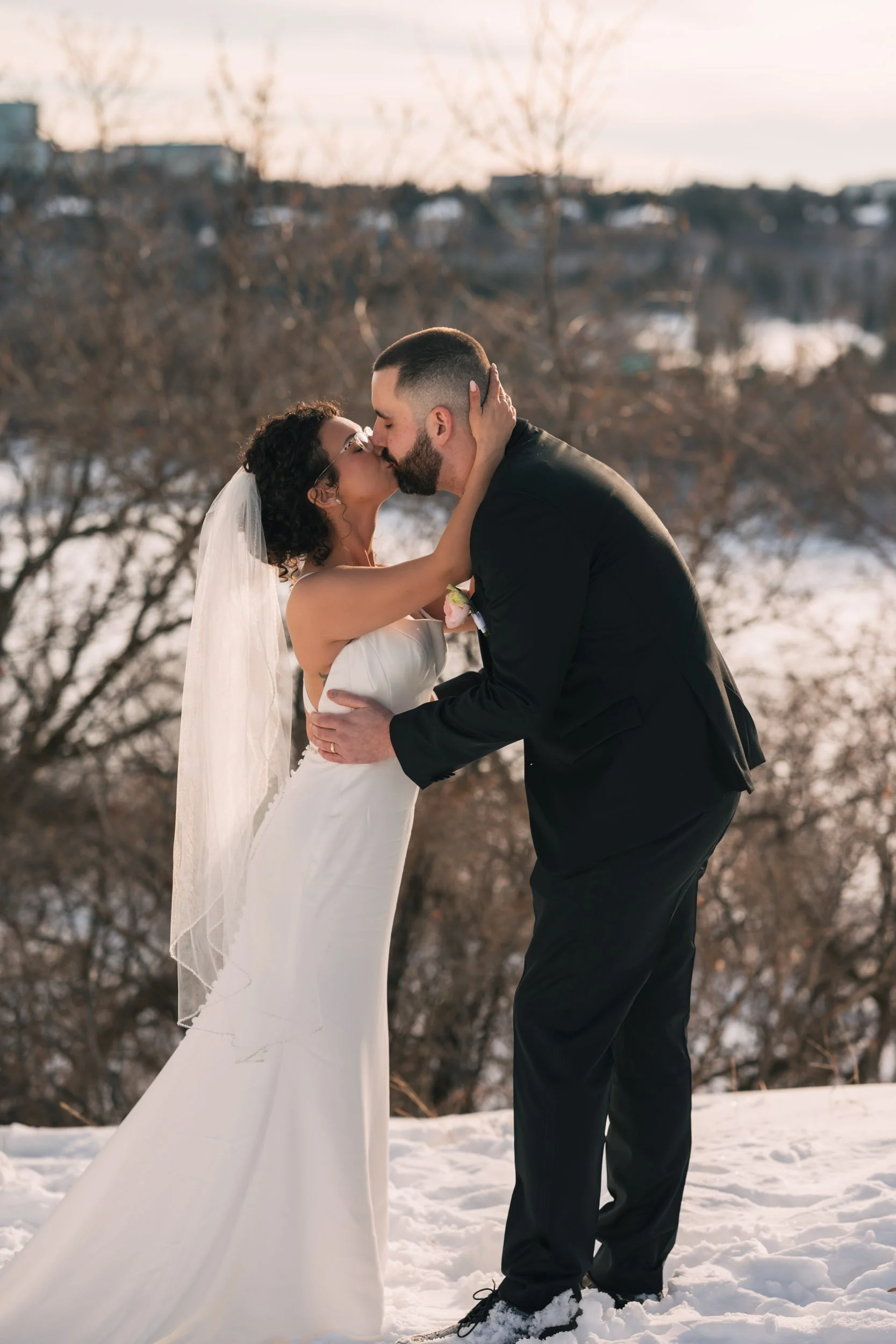 Elopement-Governmenthouse-Edmonton-Downtown 16.jpg