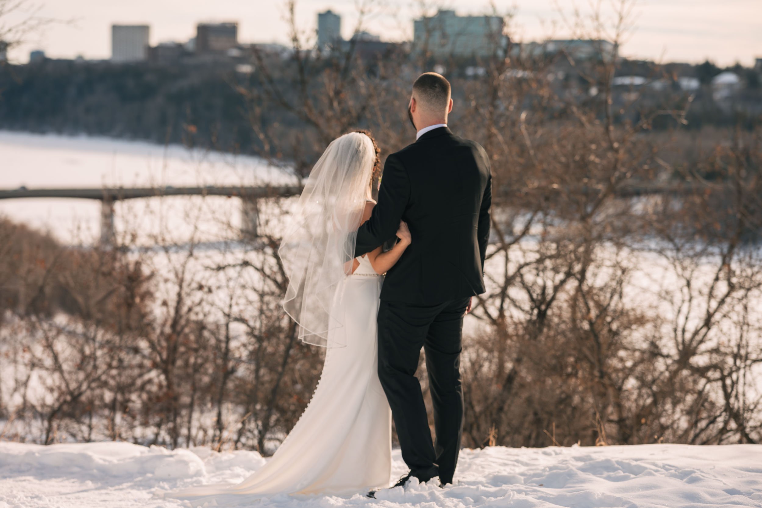 Elopement-Governmenthouse-Edmonton-Downtown 17.jpg