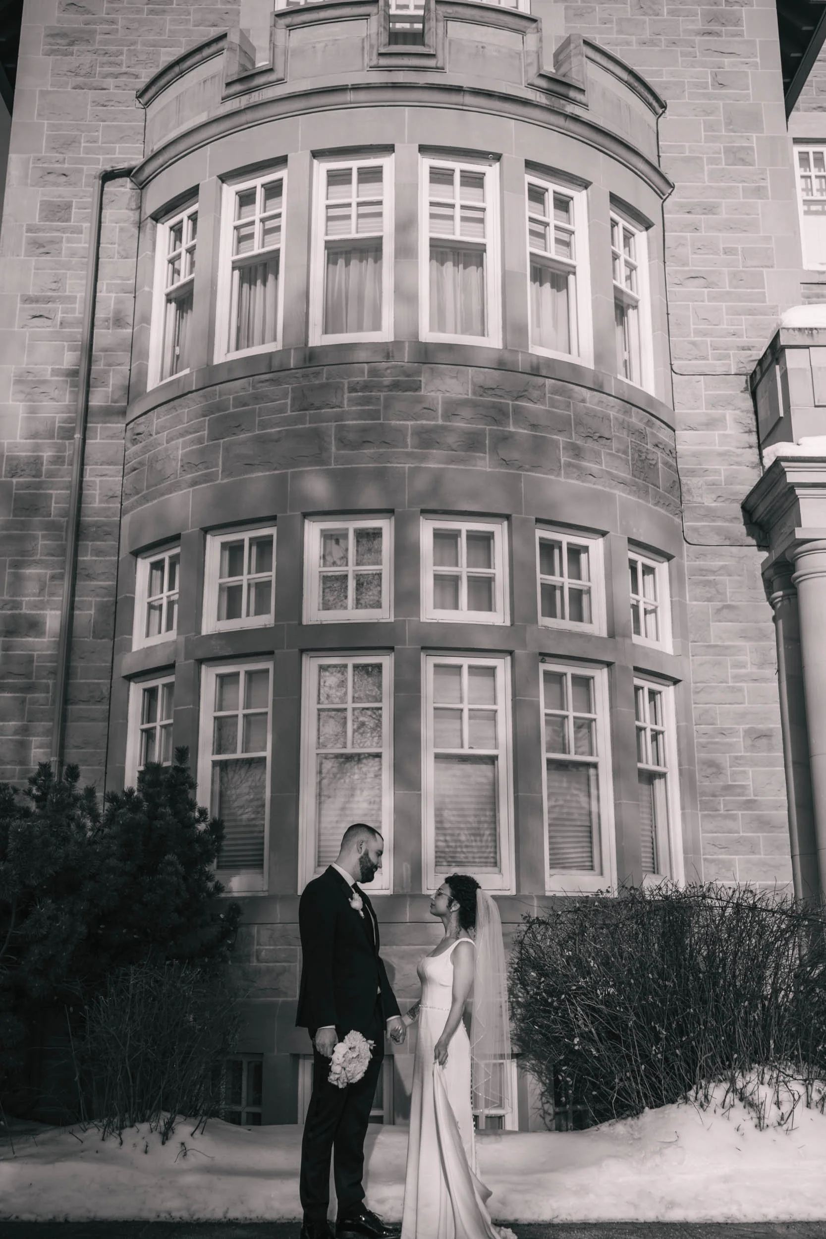 Elopement-Governmenthouse-Edmonton-Downtown 18.jpg